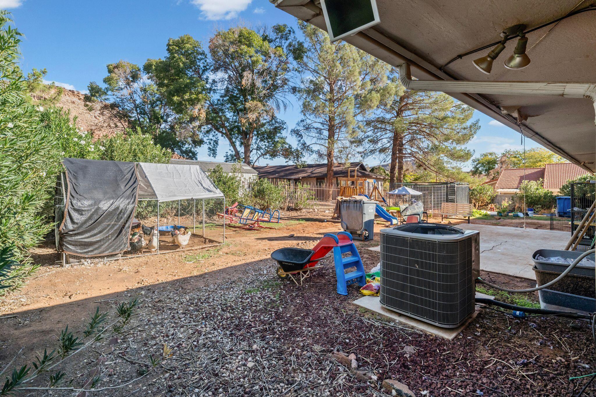 BLOOMINGTON COUNTRY CLUB - Residential