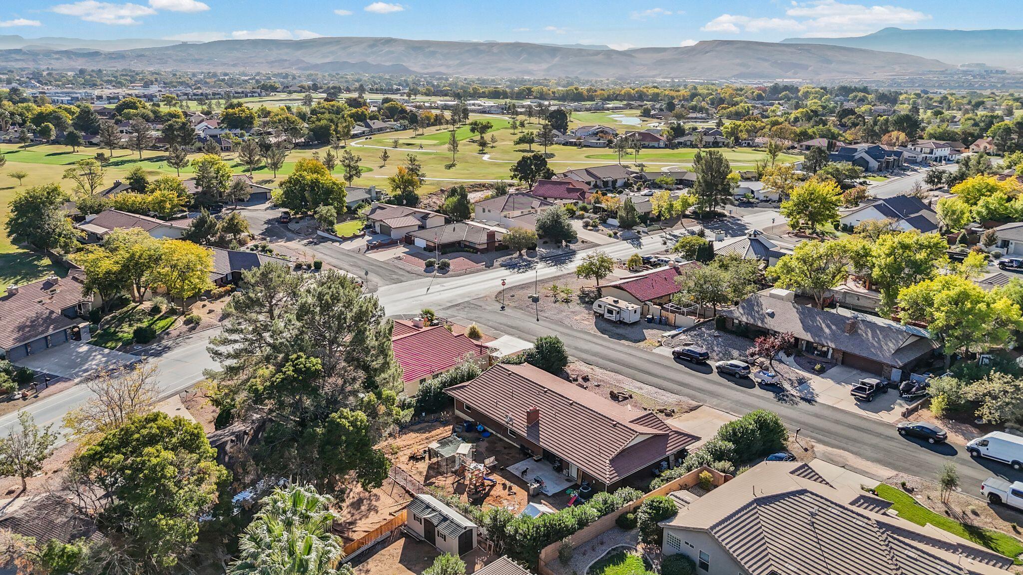 BLOOMINGTON COUNTRY CLUB - Residential