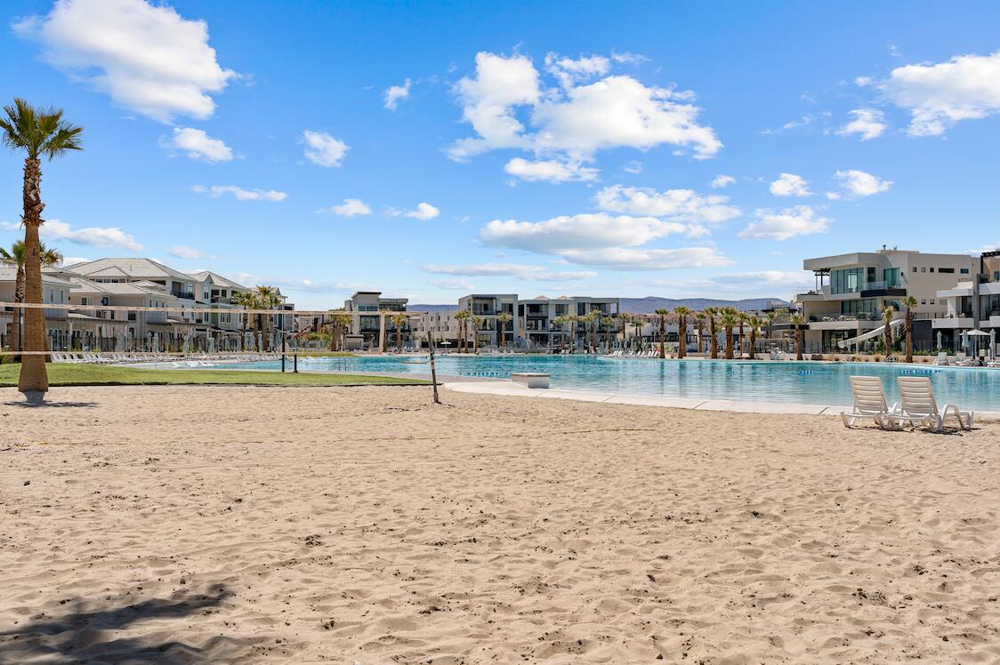 DESERT COLOR RESORT - Residential