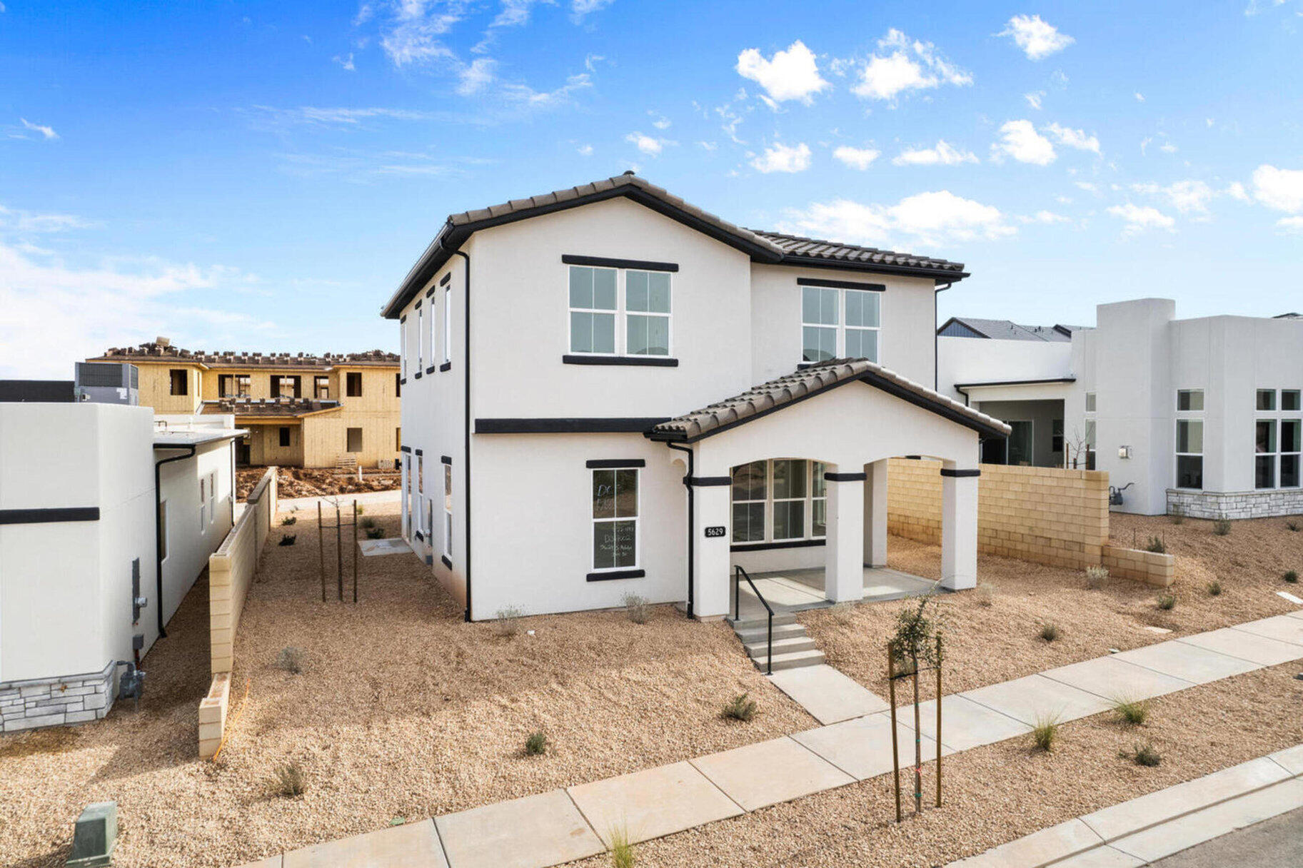 DESERT COLOR RESORT - Residential