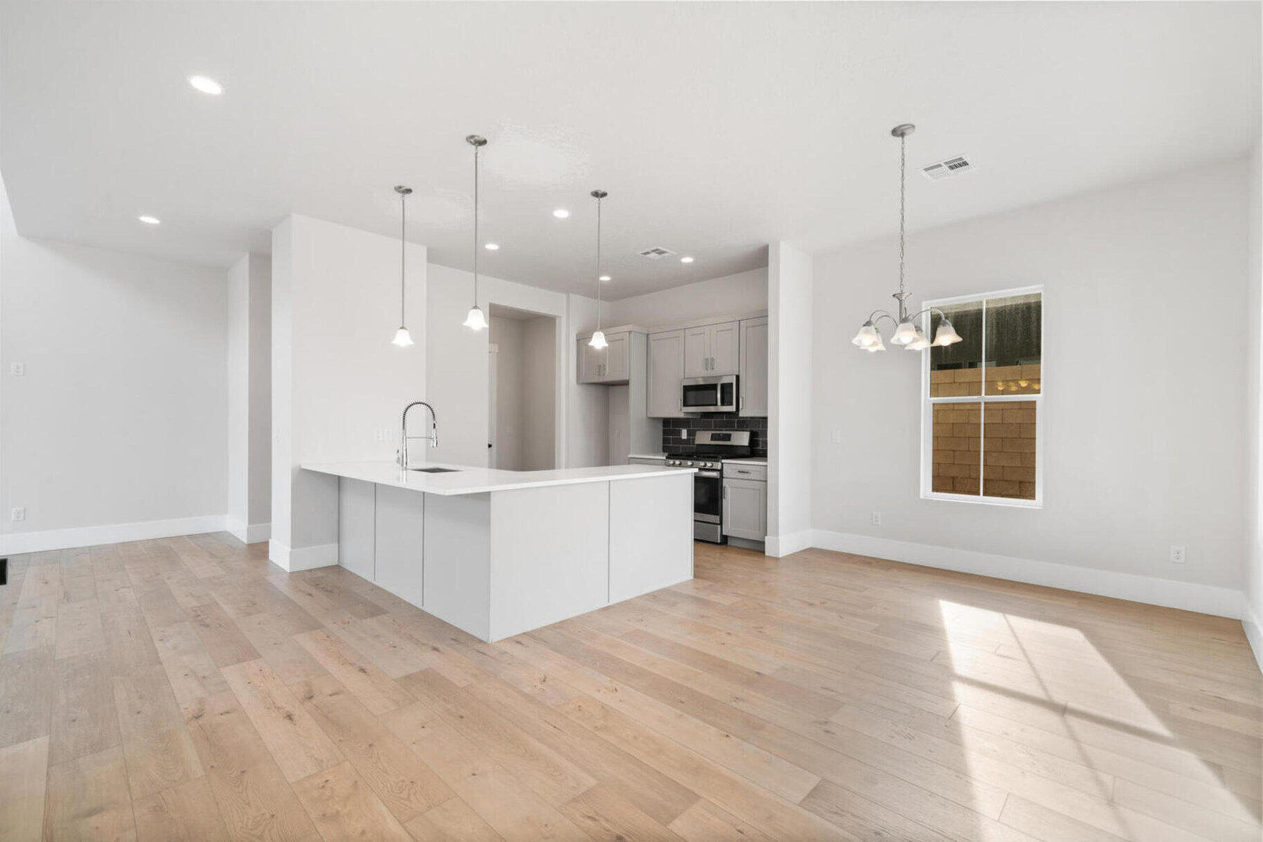 DESERT COLOR RESORT - Residential