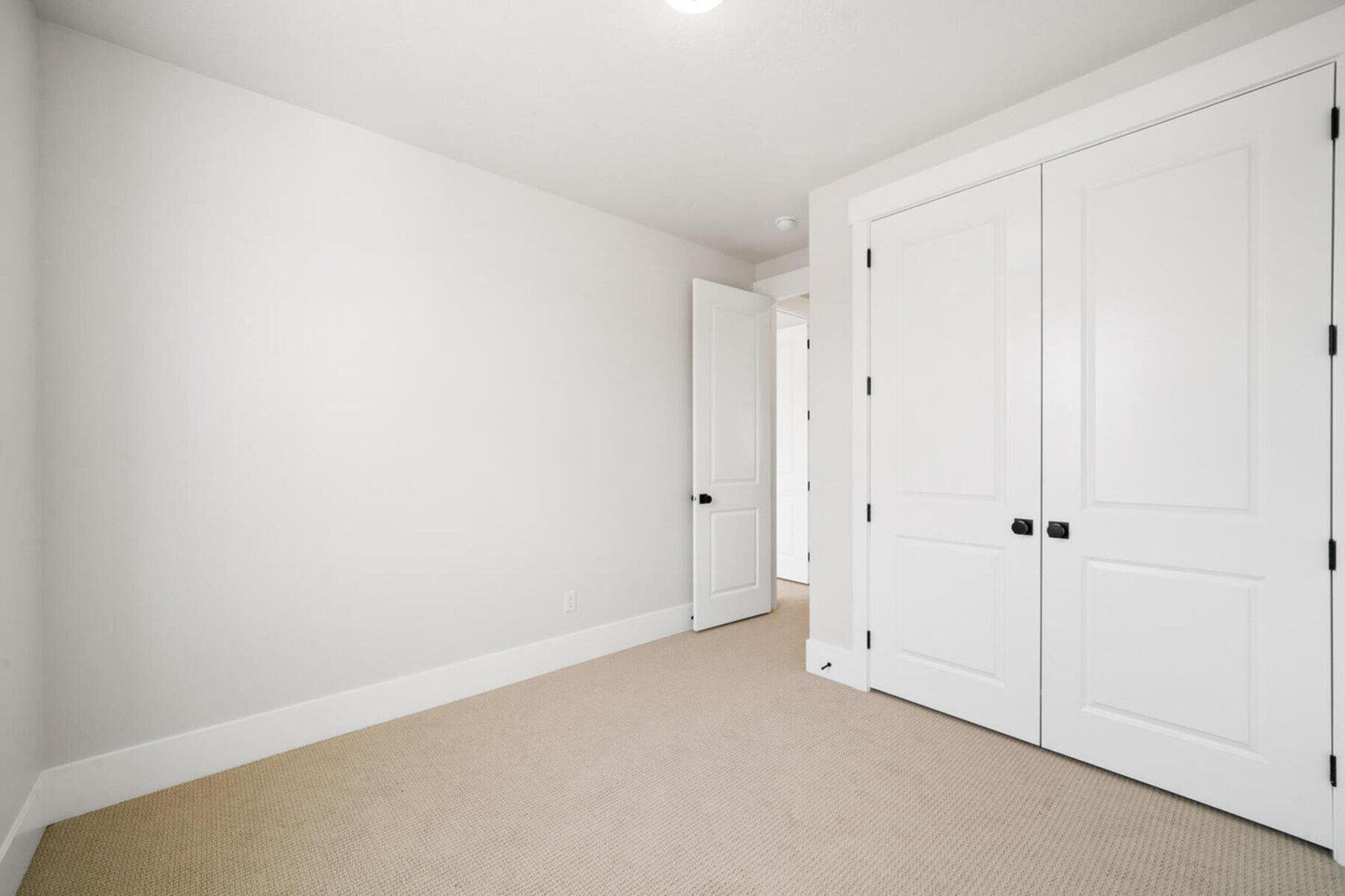 DESERT COLOR RESORT - Residential