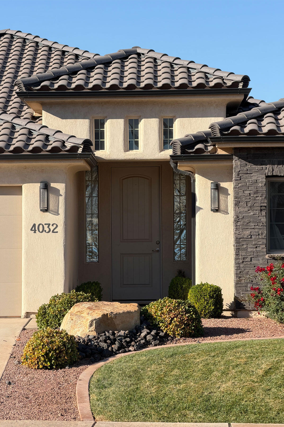 SUGAR PLUM IN THE FIELDS - Residential