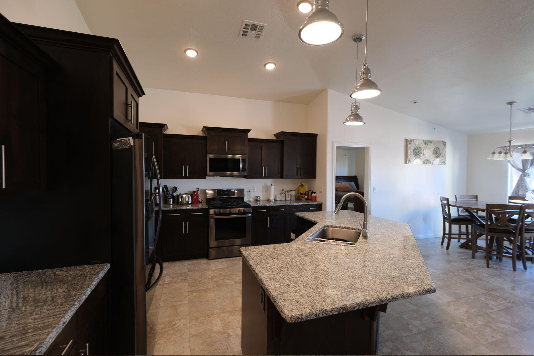 SUGAR PLUM IN THE FIELDS - Residential