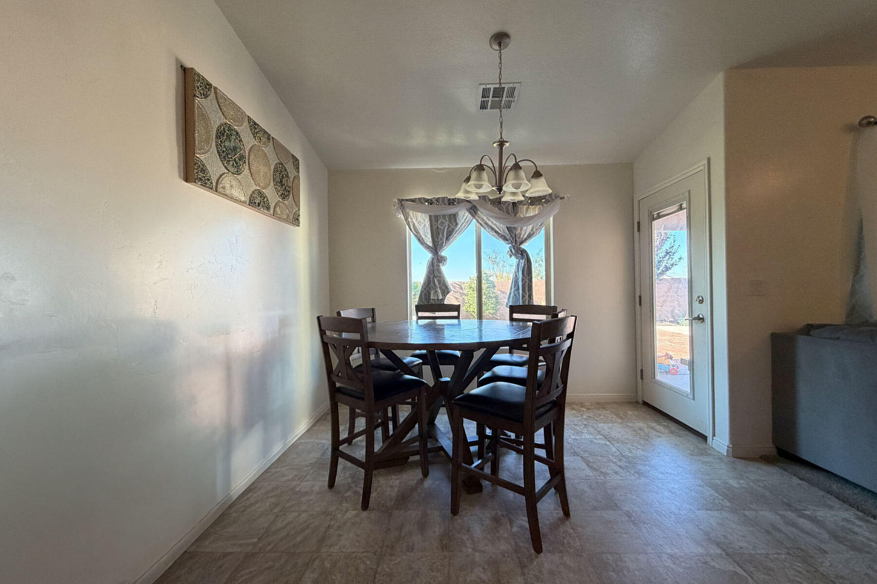 SUGAR PLUM IN THE FIELDS - Residential