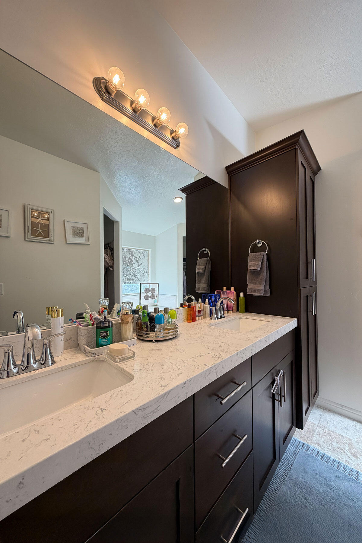 SUGAR PLUM IN THE FIELDS - Residential