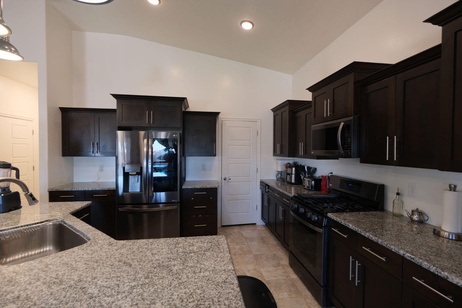 SUGAR PLUM IN THE FIELDS - Residential