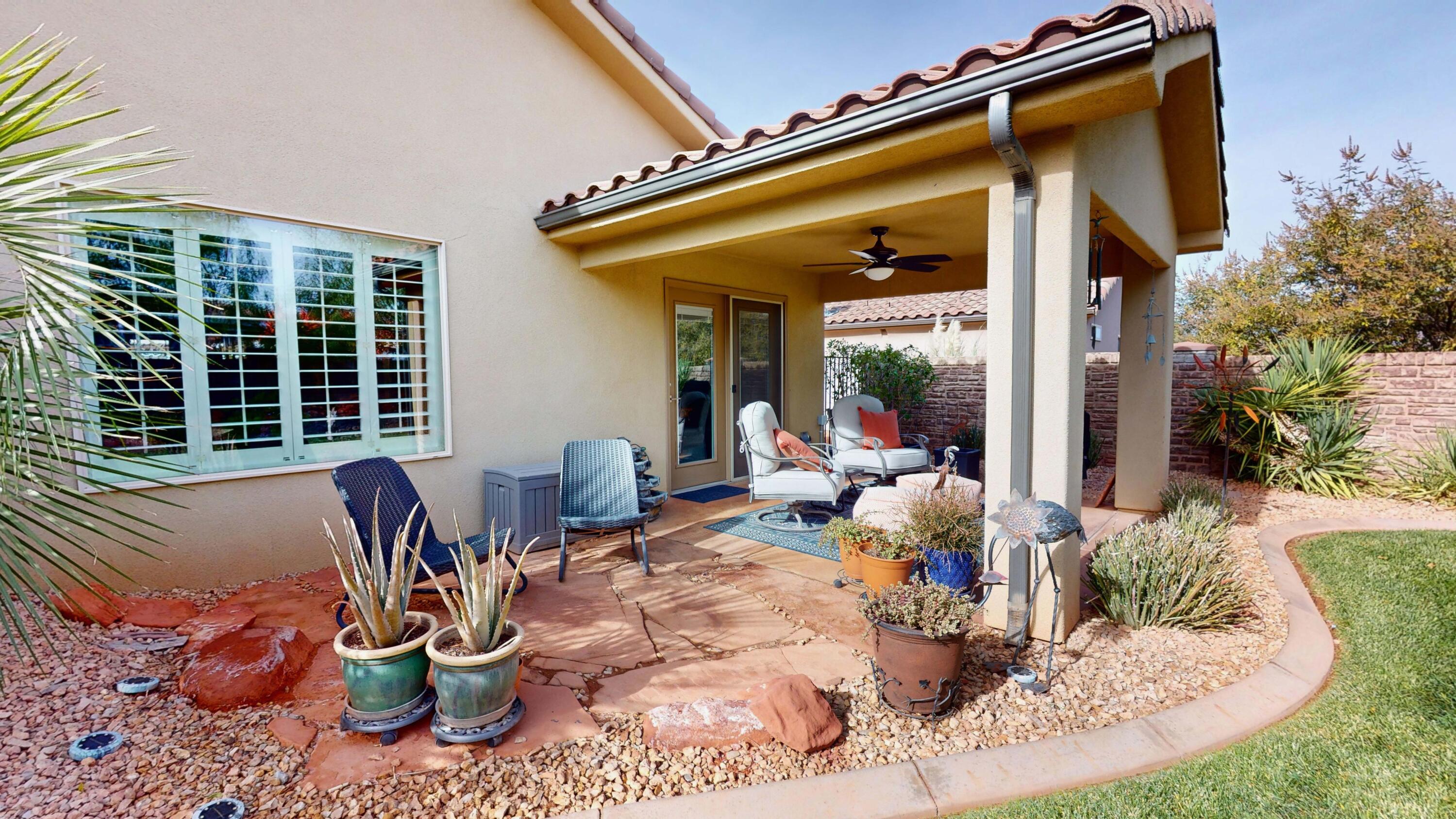 LAS COLINAS - Residential