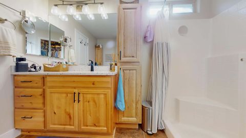 Tiny photo for 4005 S Carisa DR, Saint George, UT 84790 (MLS # 25-266183)