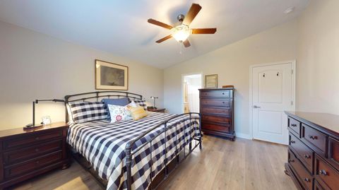 Tiny photo for 4005 S Carisa DR, Saint George, UT 84790 (MLS # 25-266183)