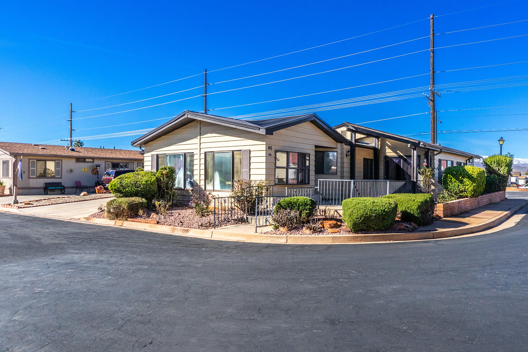 RAINBOW RIDGE MOBILE HOME PARK - Residential