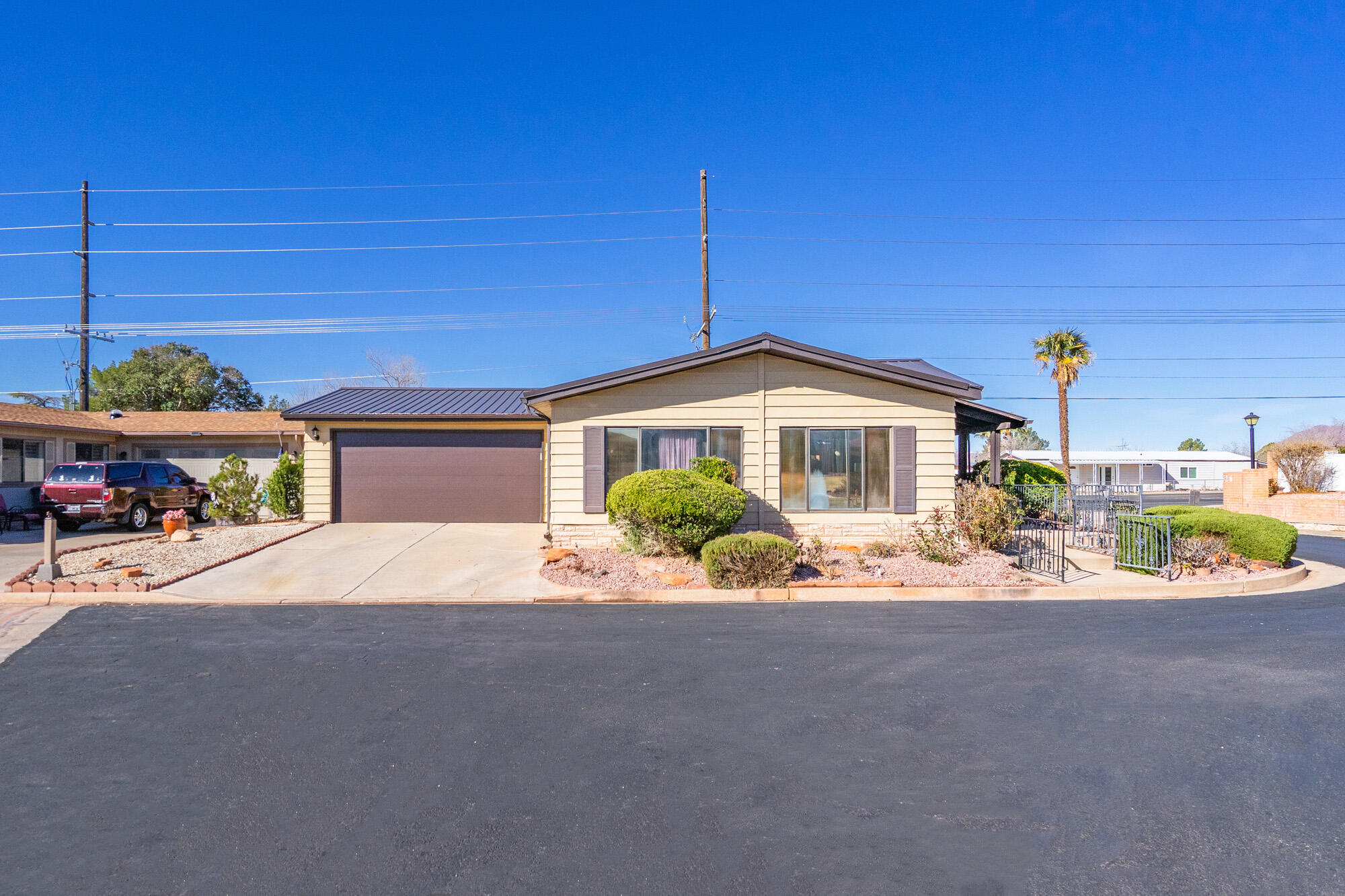 RAINBOW RIDGE MOBILE HOME PARK - Residential