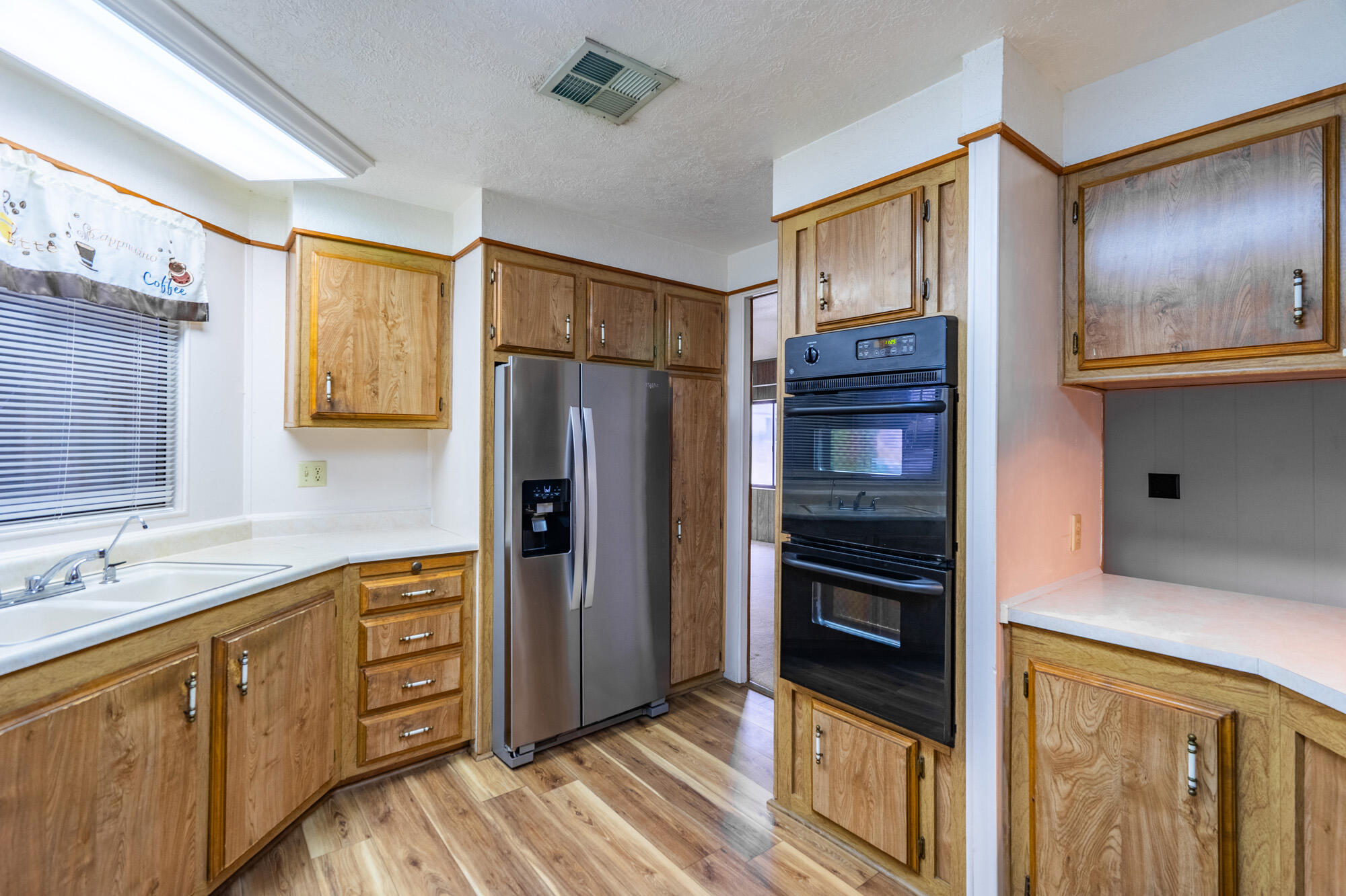 RAINBOW RIDGE MOBILE HOME PARK - Residential