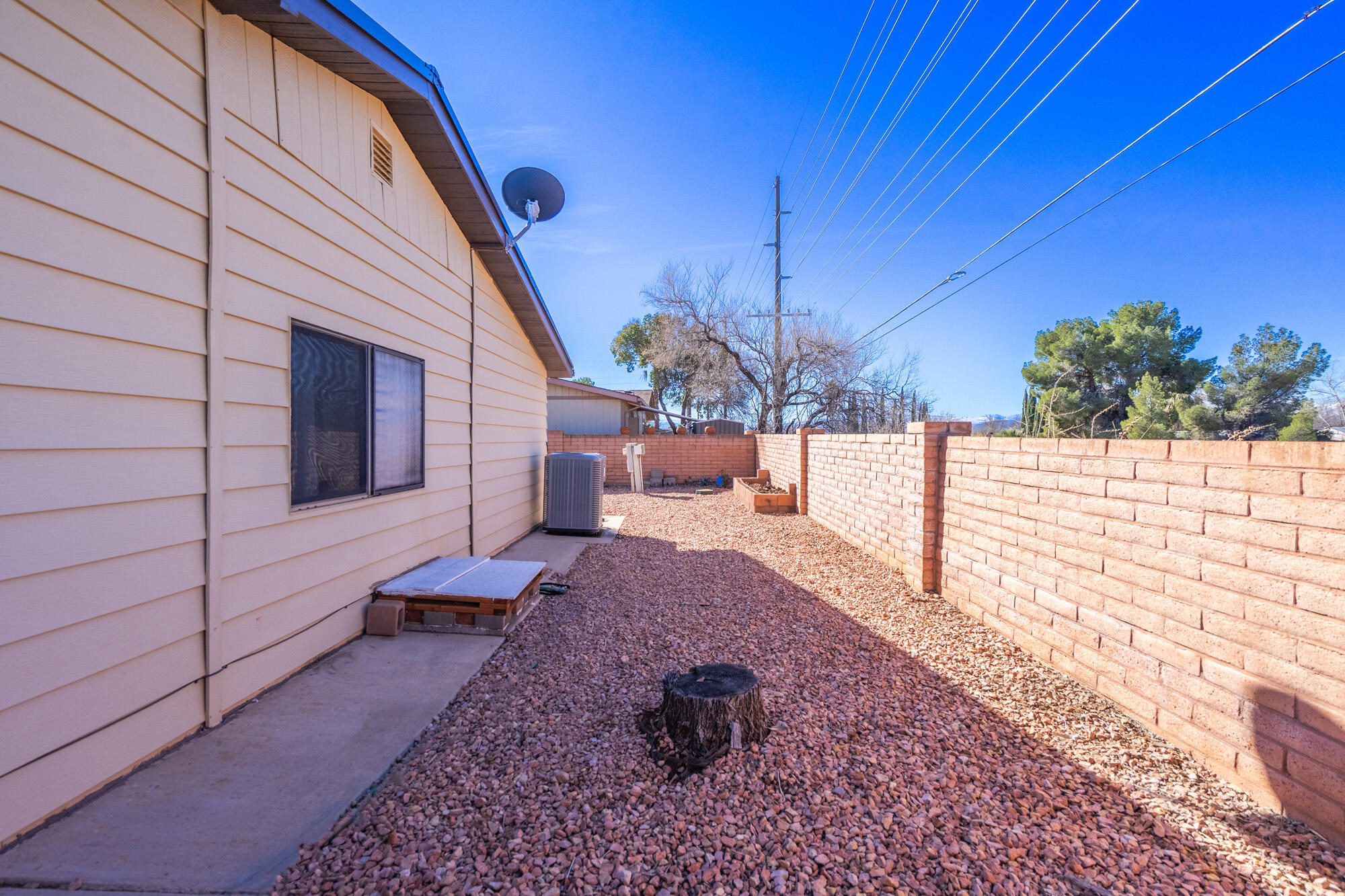 RAINBOW RIDGE MOBILE HOME PARK - Residential