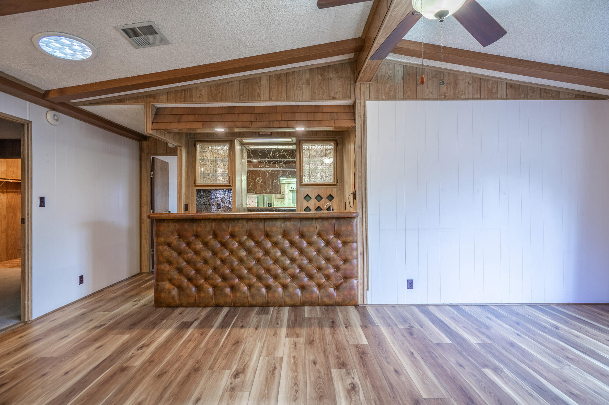 RAINBOW RIDGE MOBILE HOME PARK - Residential