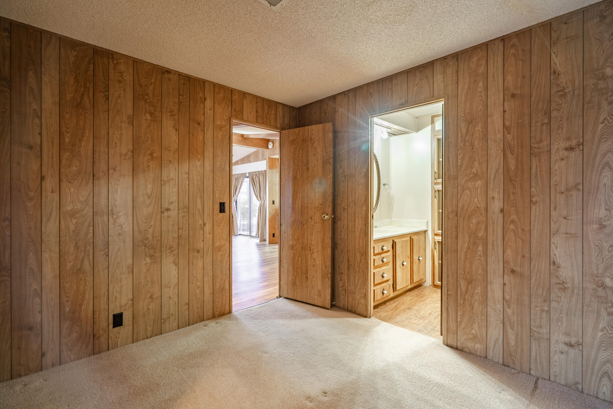 RAINBOW RIDGE MOBILE HOME PARK - Residential