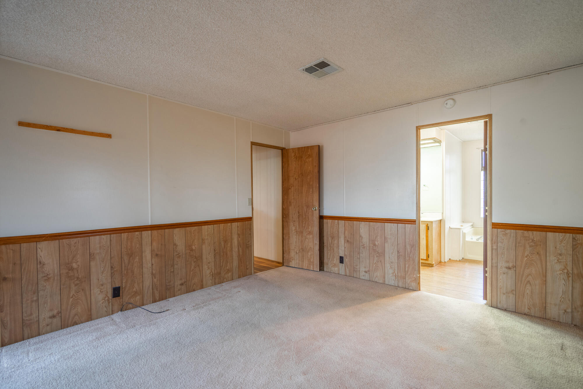 RAINBOW RIDGE MOBILE HOME PARK - Residential