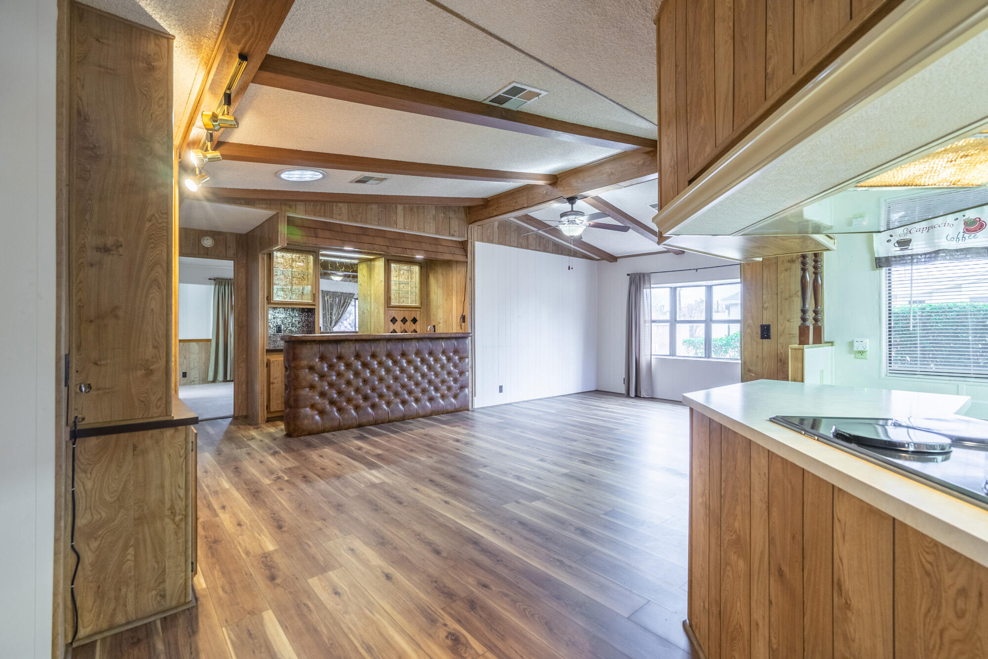 RAINBOW RIDGE MOBILE HOME PARK - Residential