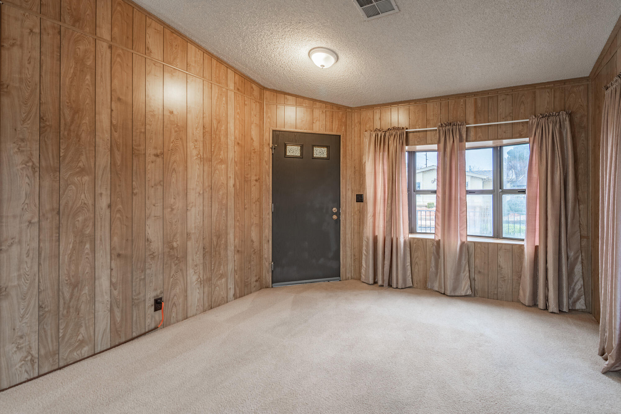 RAINBOW RIDGE MOBILE HOME PARK - Residential