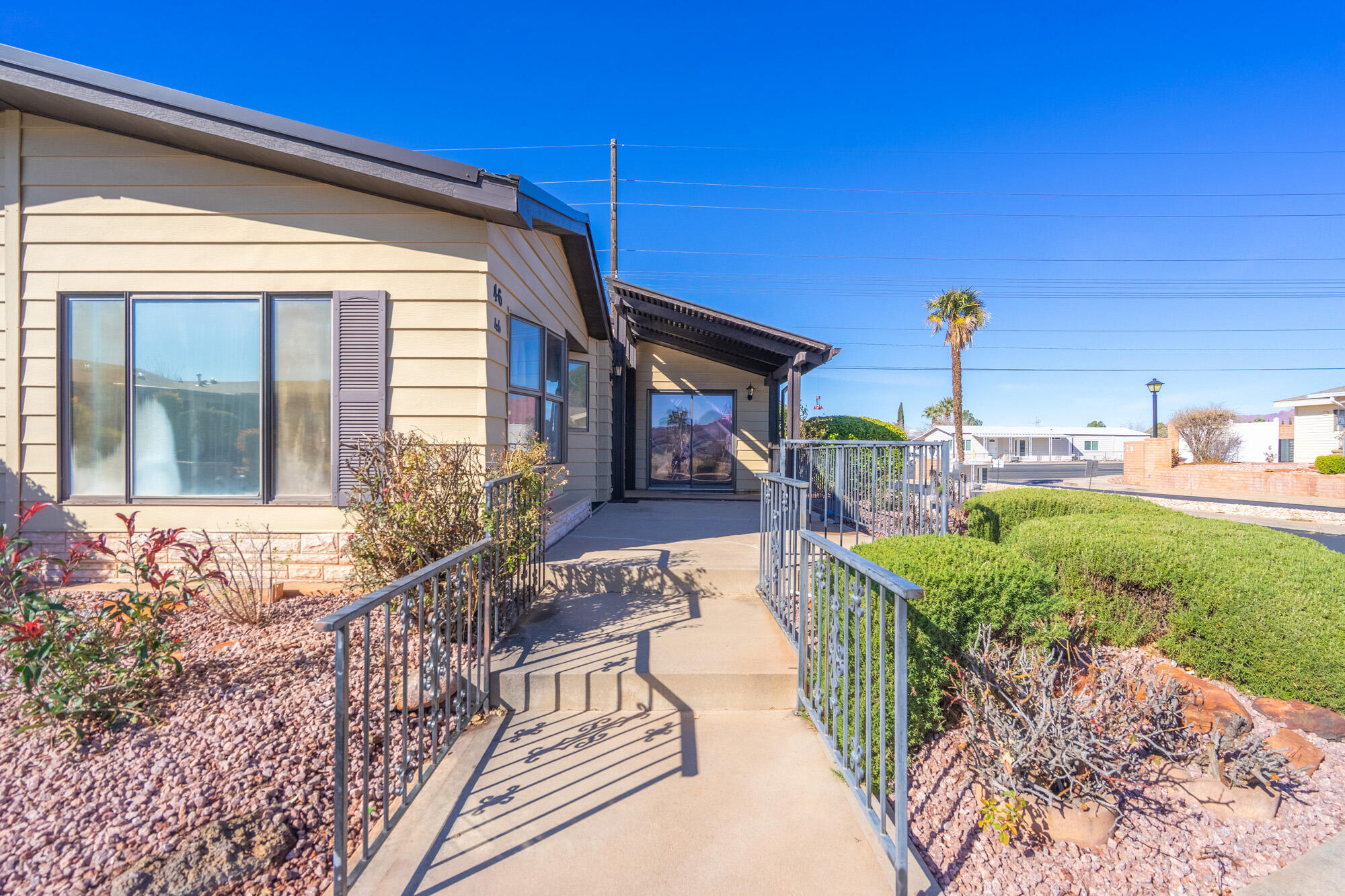 RAINBOW RIDGE MOBILE HOME PARK - Residential