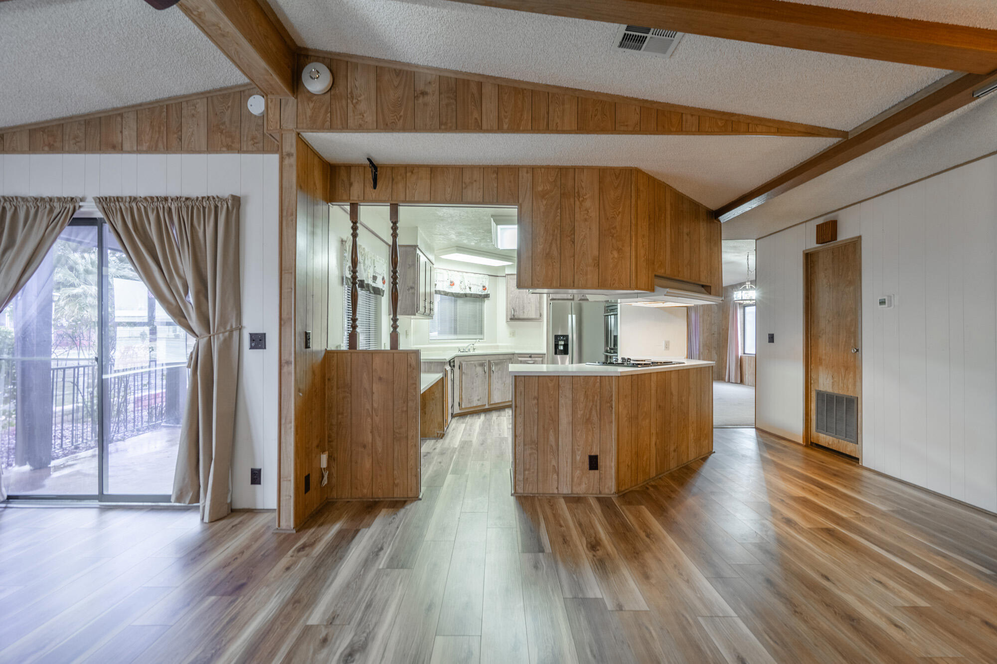 RAINBOW RIDGE MOBILE HOME PARK - Residential