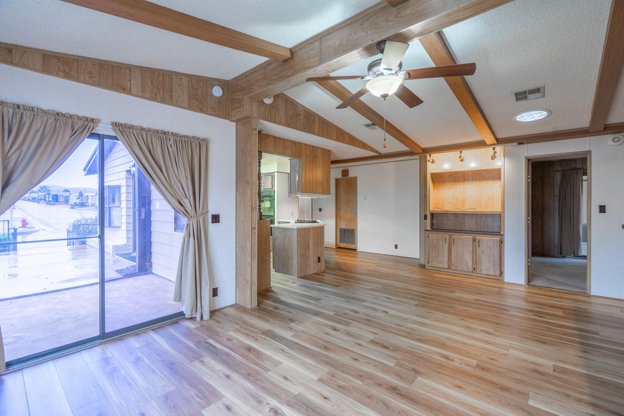 RAINBOW RIDGE MOBILE HOME PARK - Residential