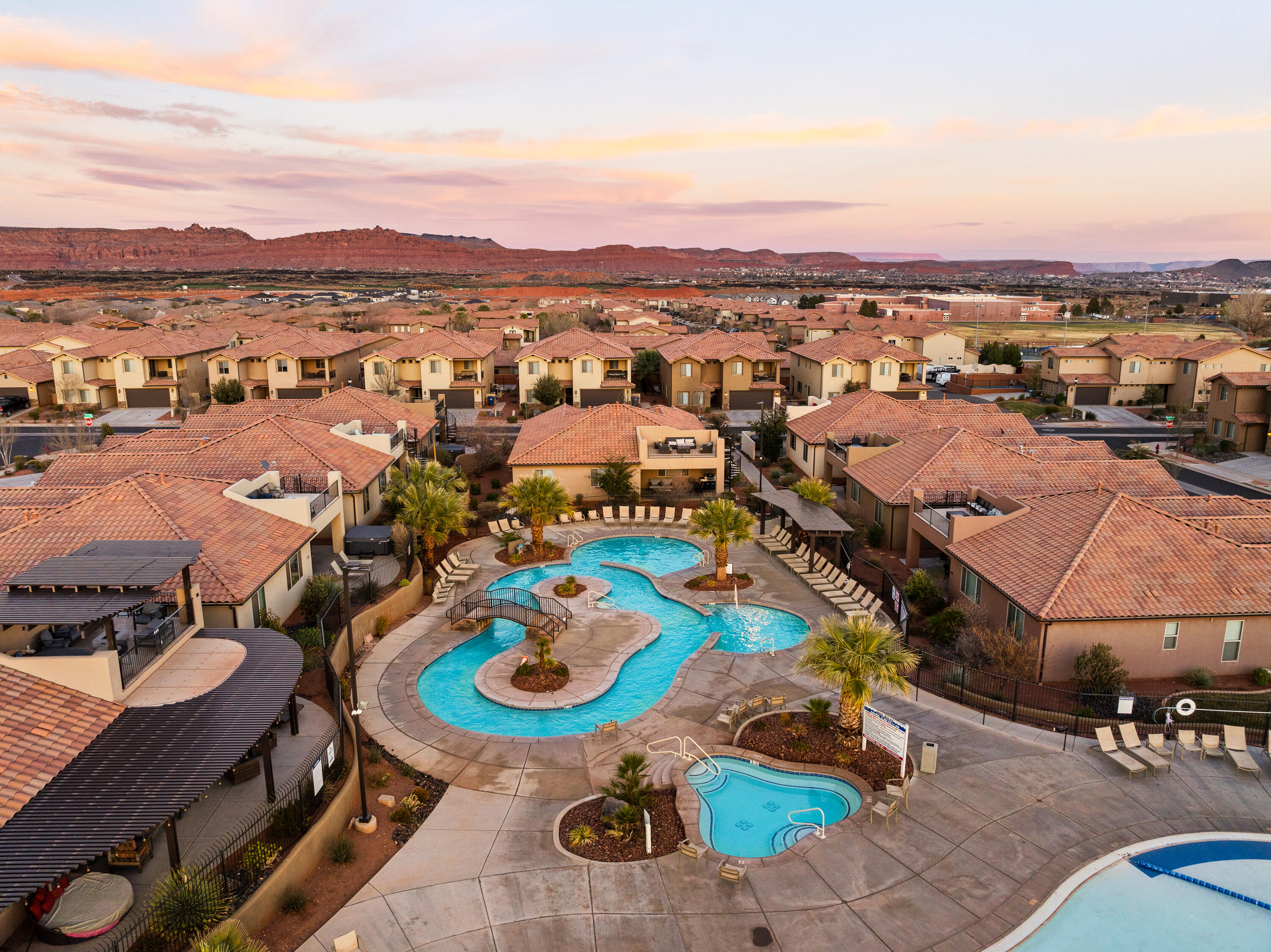 PARADISE VILLAGE AT ZION - Residential