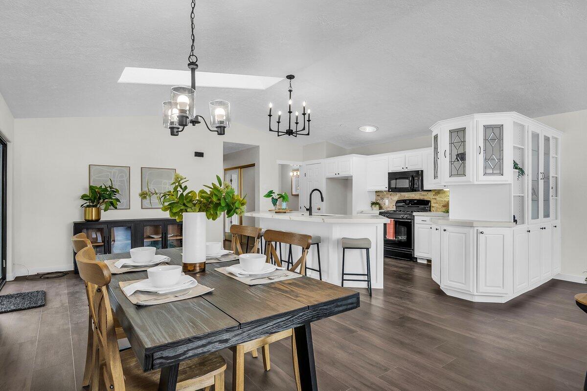 VISTA RIDGE ESTATES - Residential