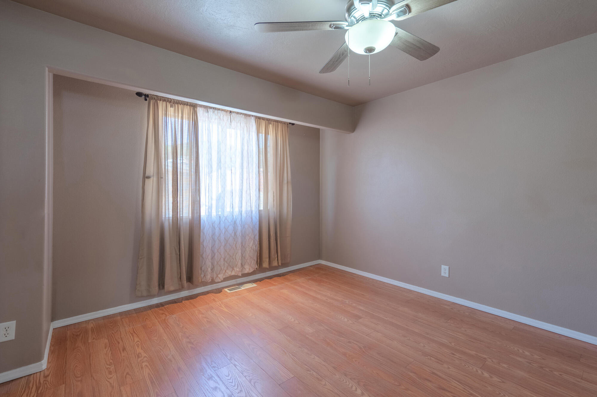 DIXIE DEER ESTATES - Residential