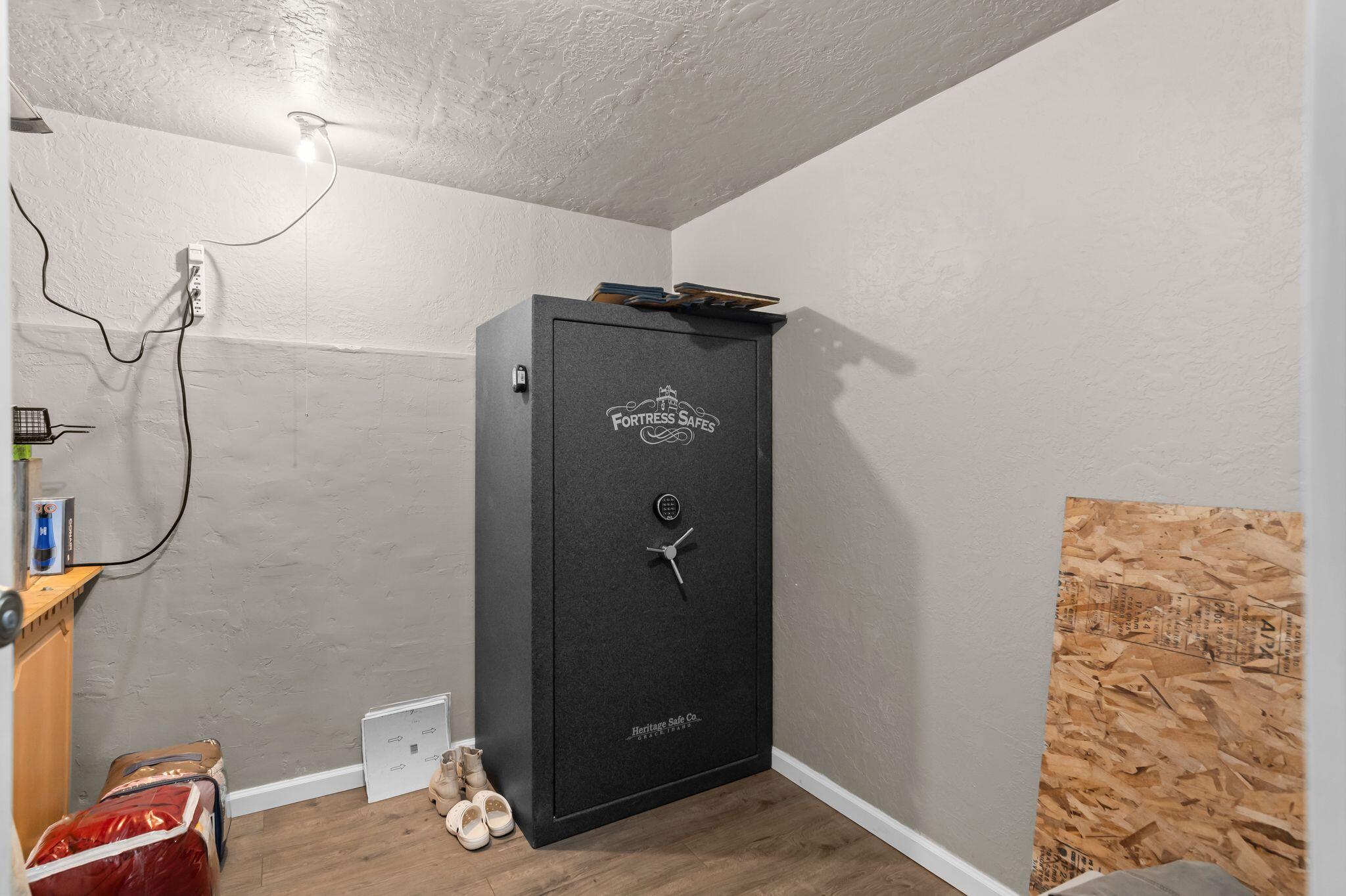 DIXIE DEER ESTATES - Residential