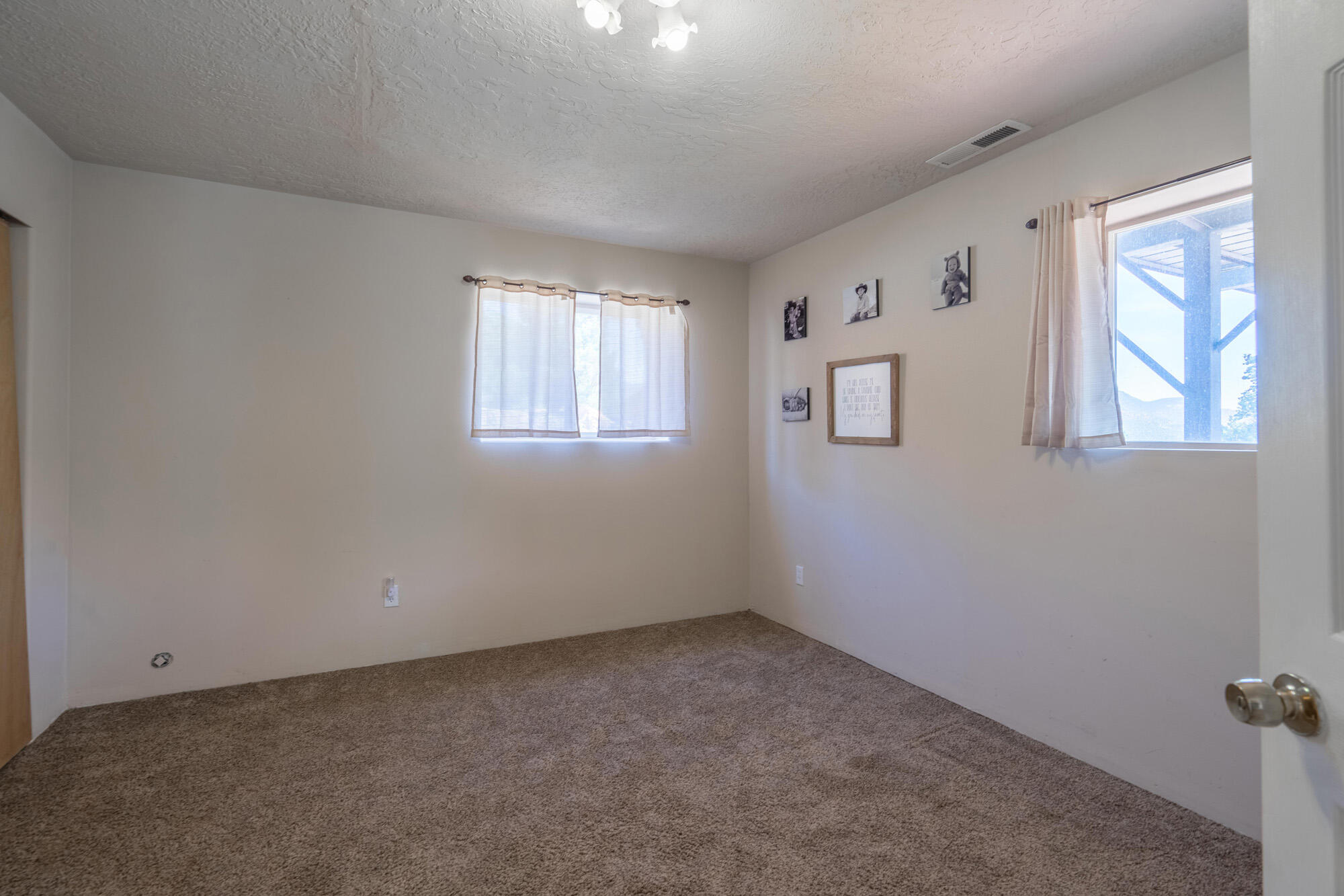 DIXIE DEER ESTATES - Residential