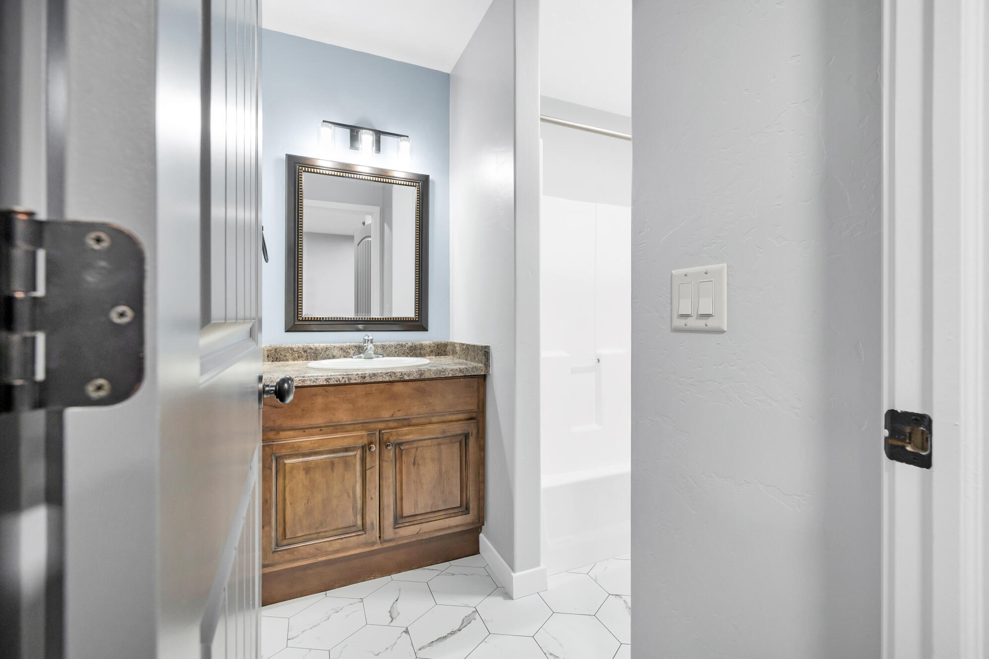 BLUFF VIEW TOWNHOMES - Residential