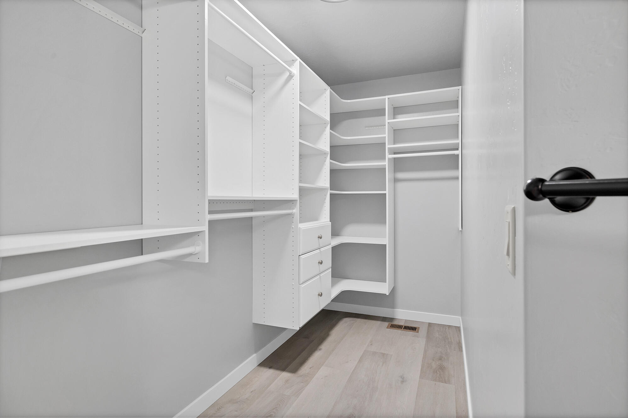 BLUFF VIEW TOWNHOMES - Residential