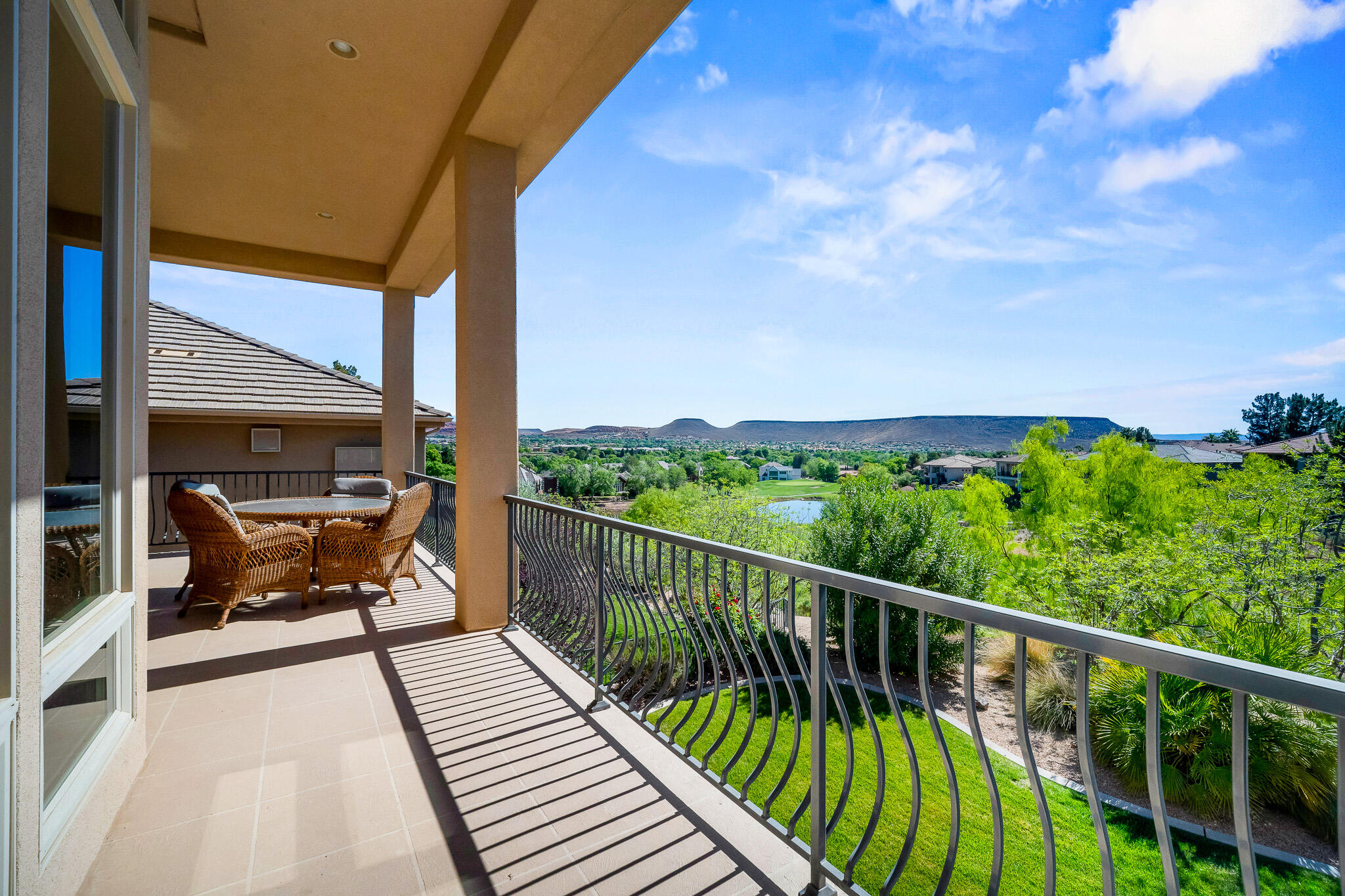 BRIDGEWATER TOWNHOMES AT SUNBROOK - Residential