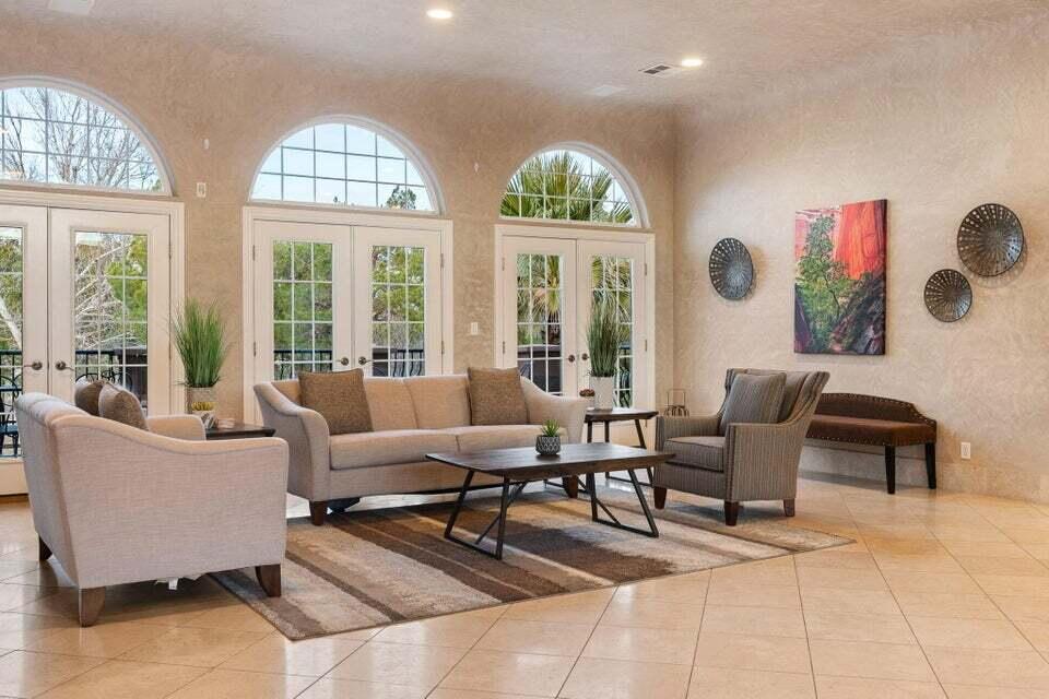 BRIDGEWATER TOWNHOMES AT SUNBROOK - Residential