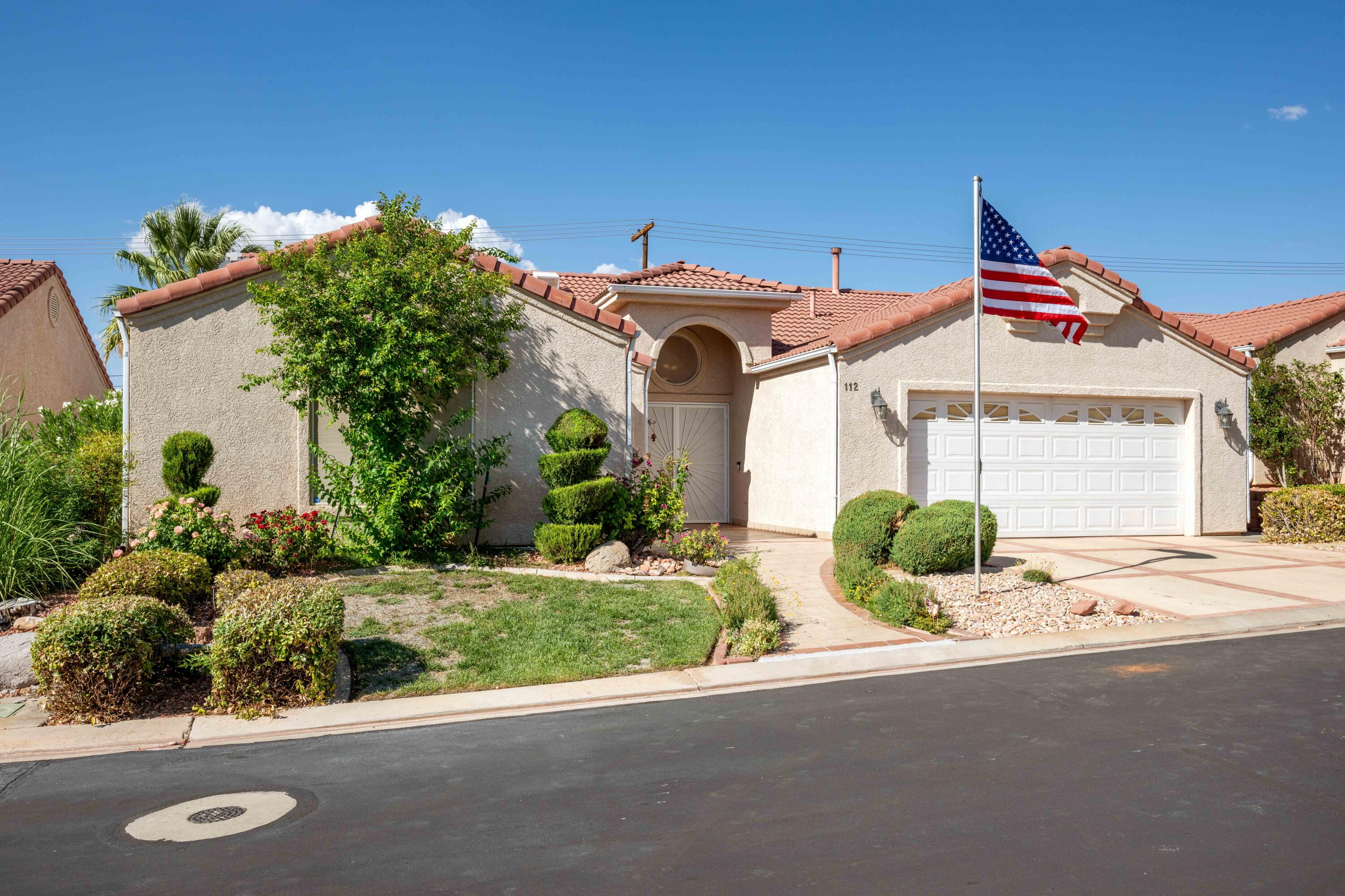 SILVERCREEK TOWNHOMES - Residential