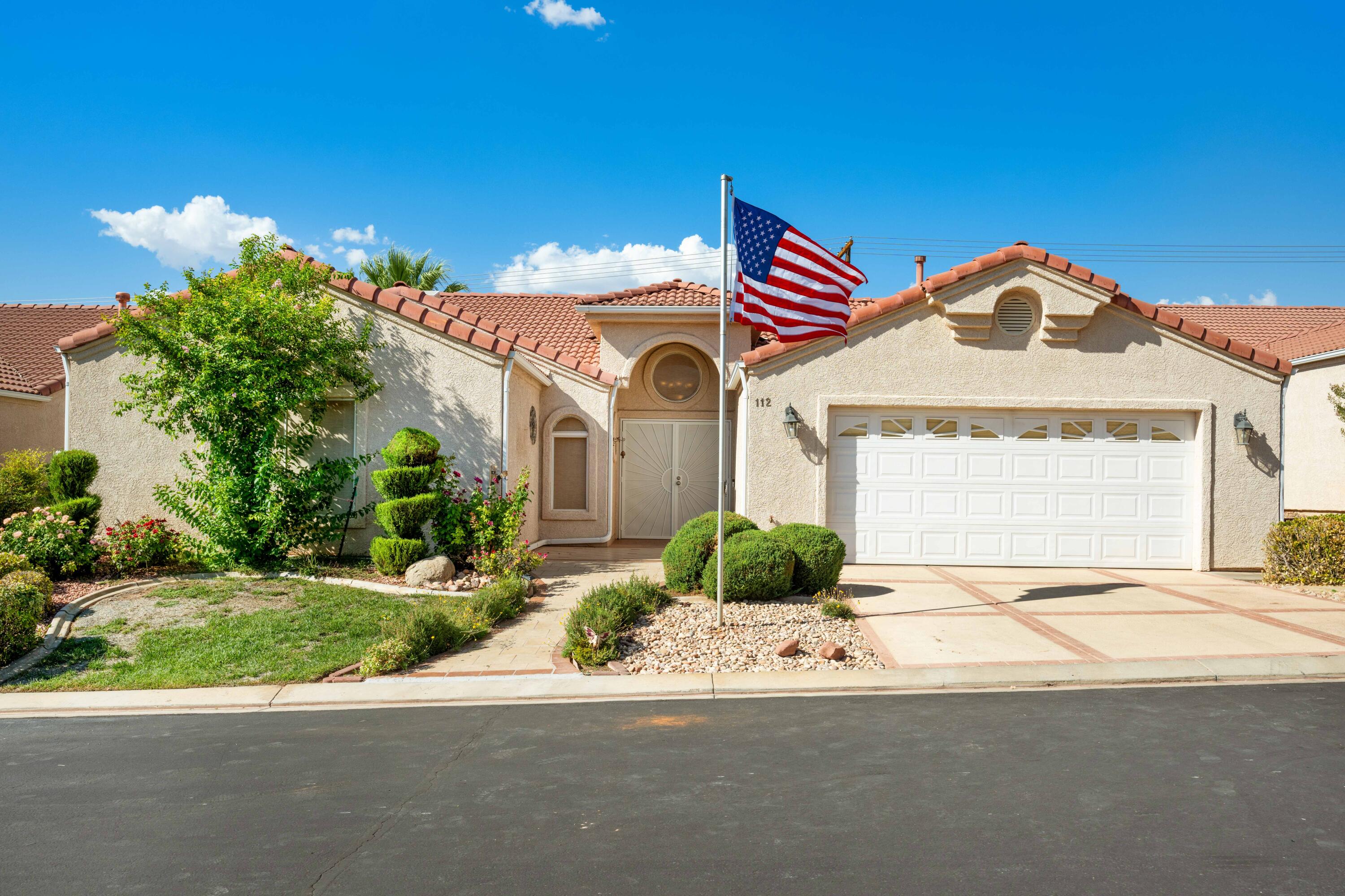 SILVERCREEK TOWNHOMES - Residential