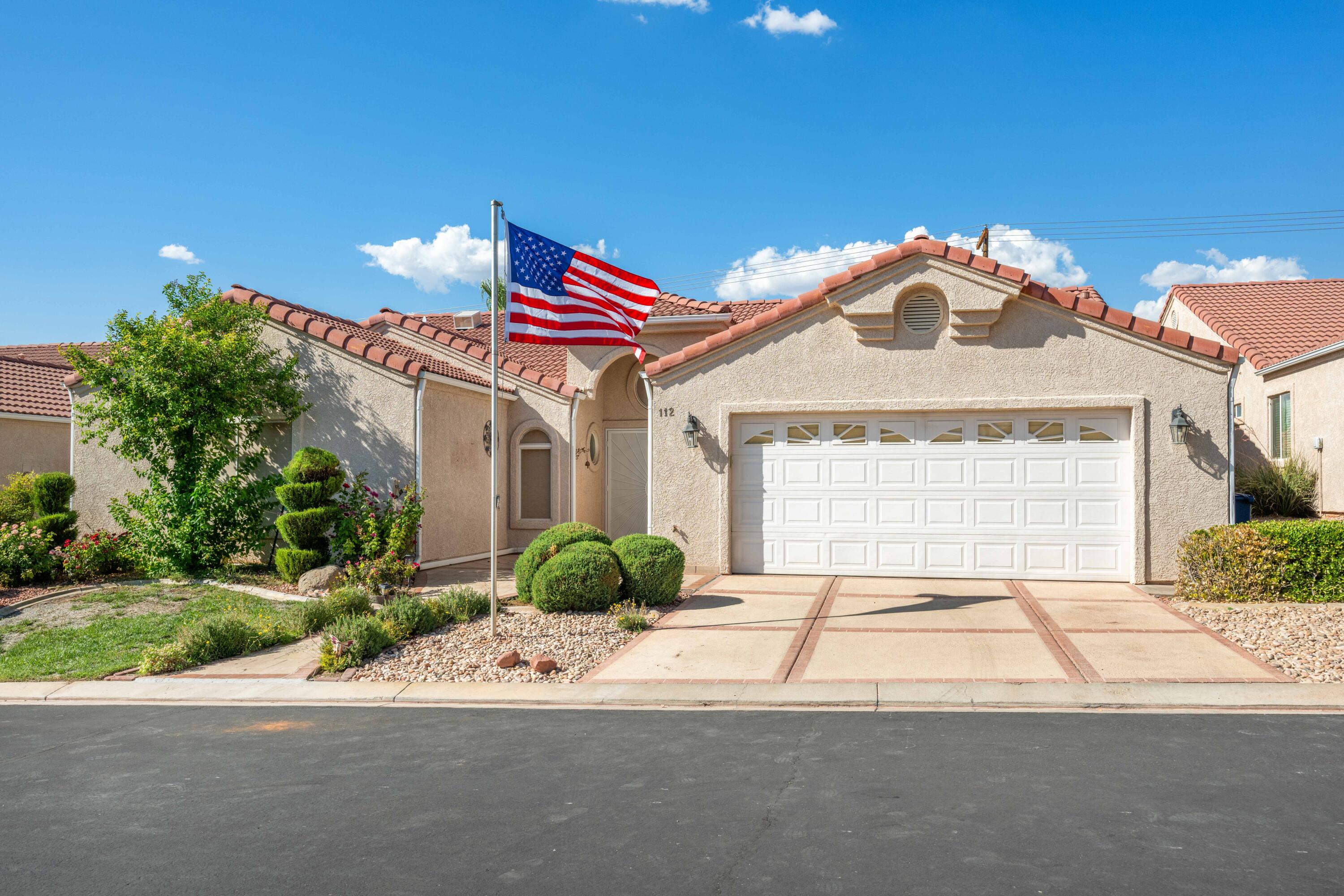 SILVERCREEK TOWNHOMES - Residential