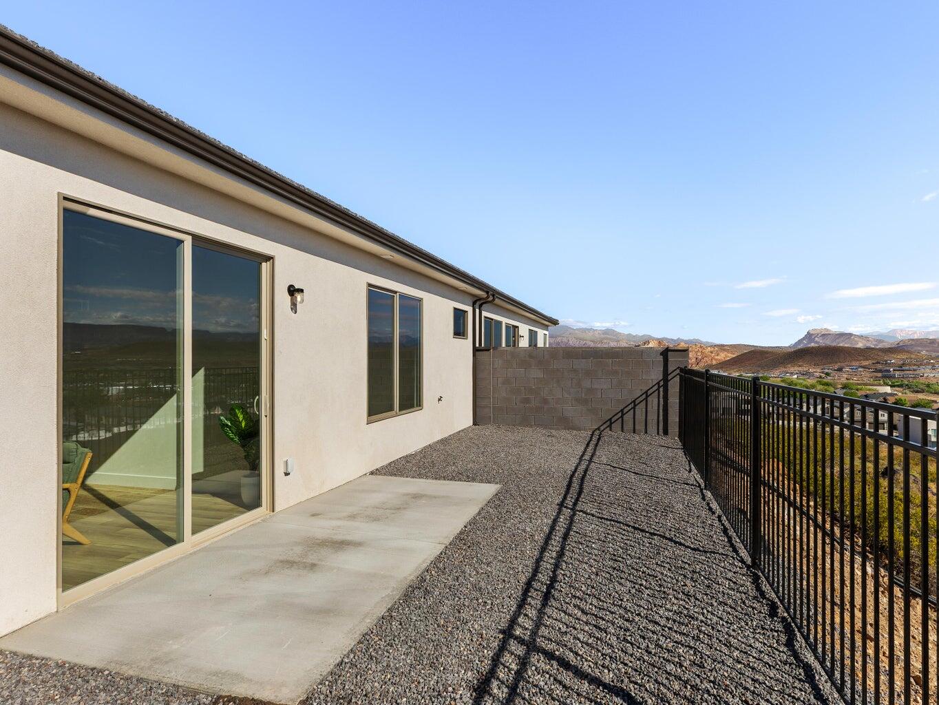 HURRICANE VIEWS - Residential