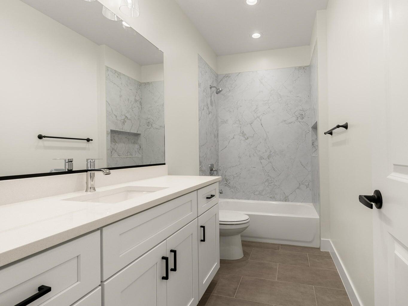 HURRICANE VIEWS - Residential