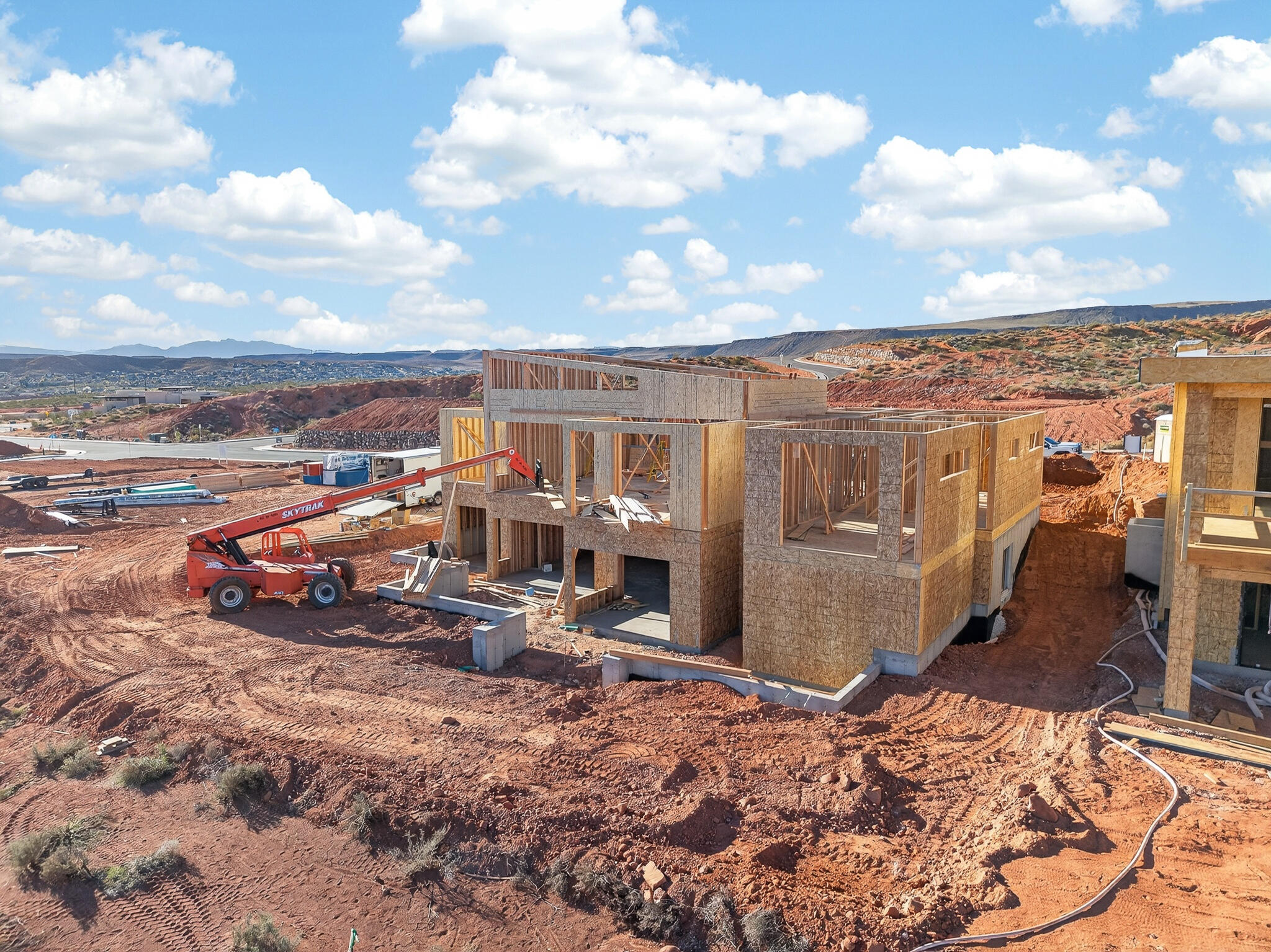 SOLENTE VILLAGE - Residential