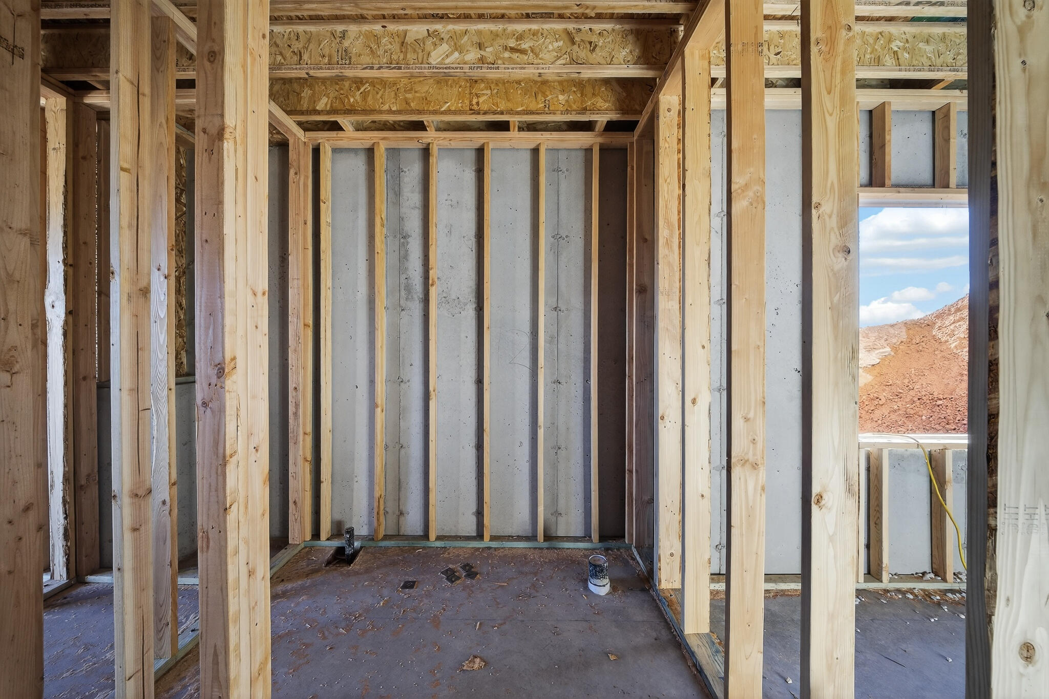 SOLENTE VILLAGE - Residential