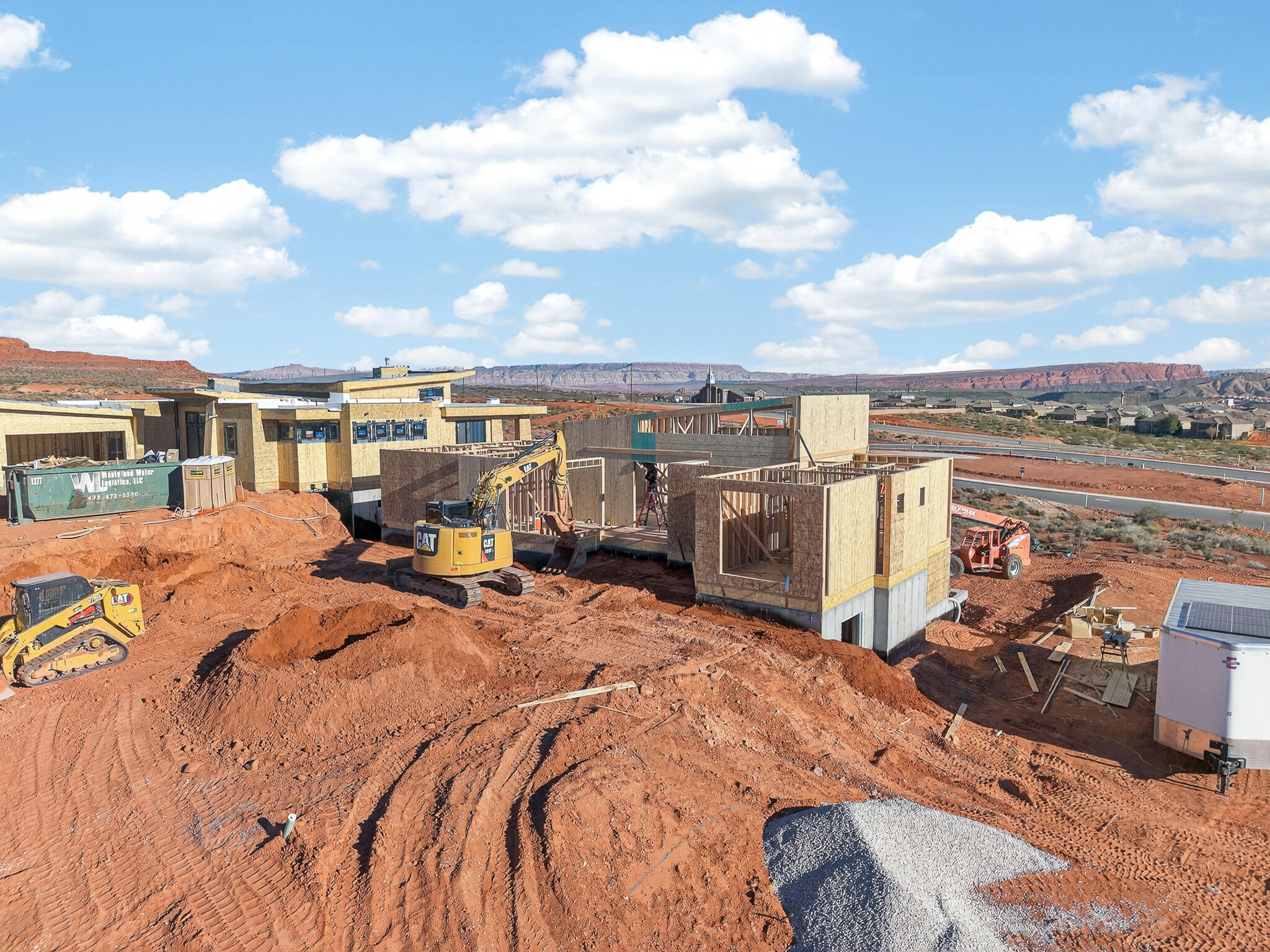 SOLENTE VILLAGE - Residential