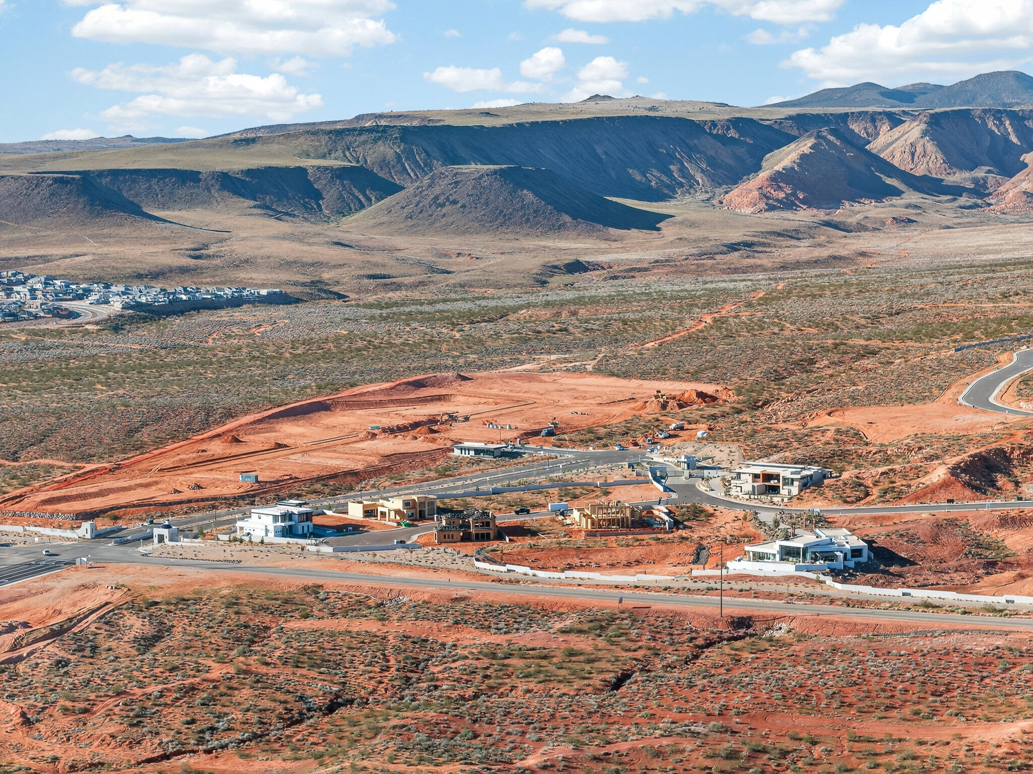 SOLENTE VILLAGE - Residential