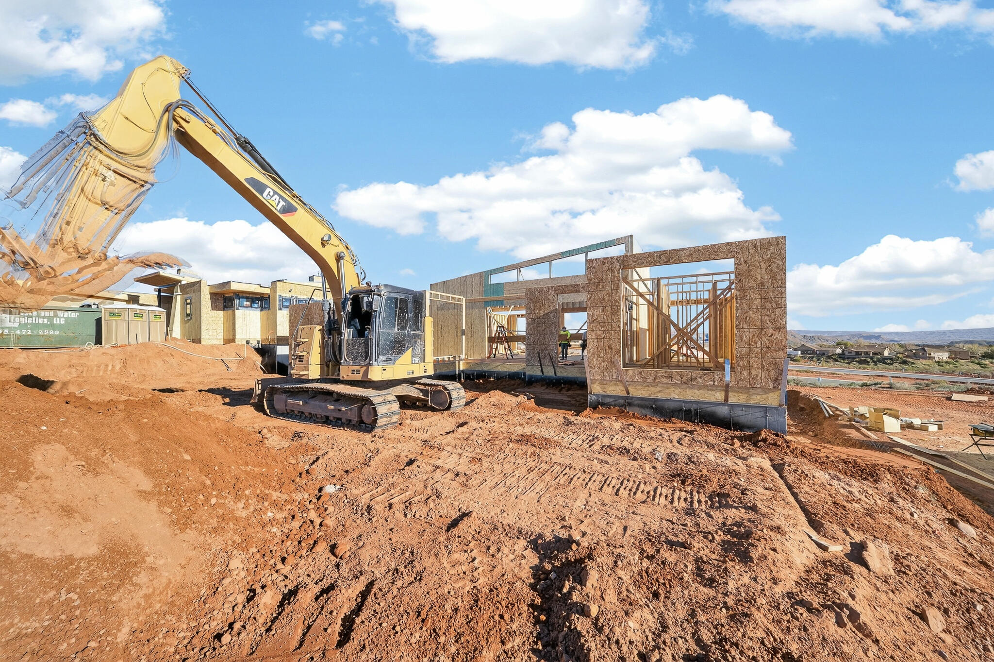 SOLENTE VILLAGE - Residential