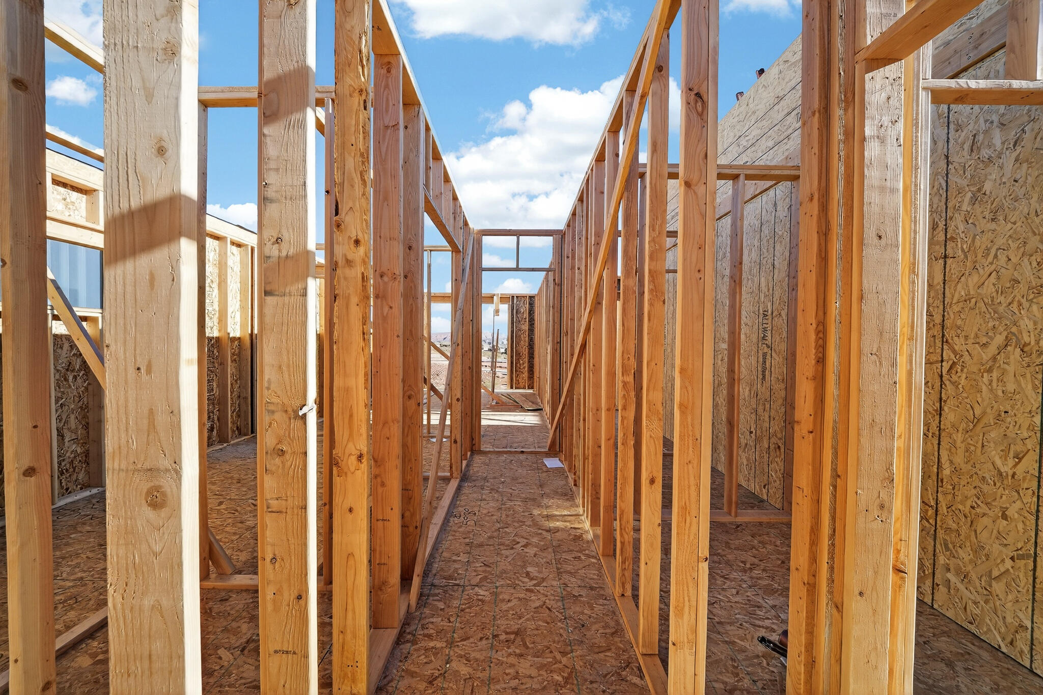 SOLENTE VILLAGE - Residential