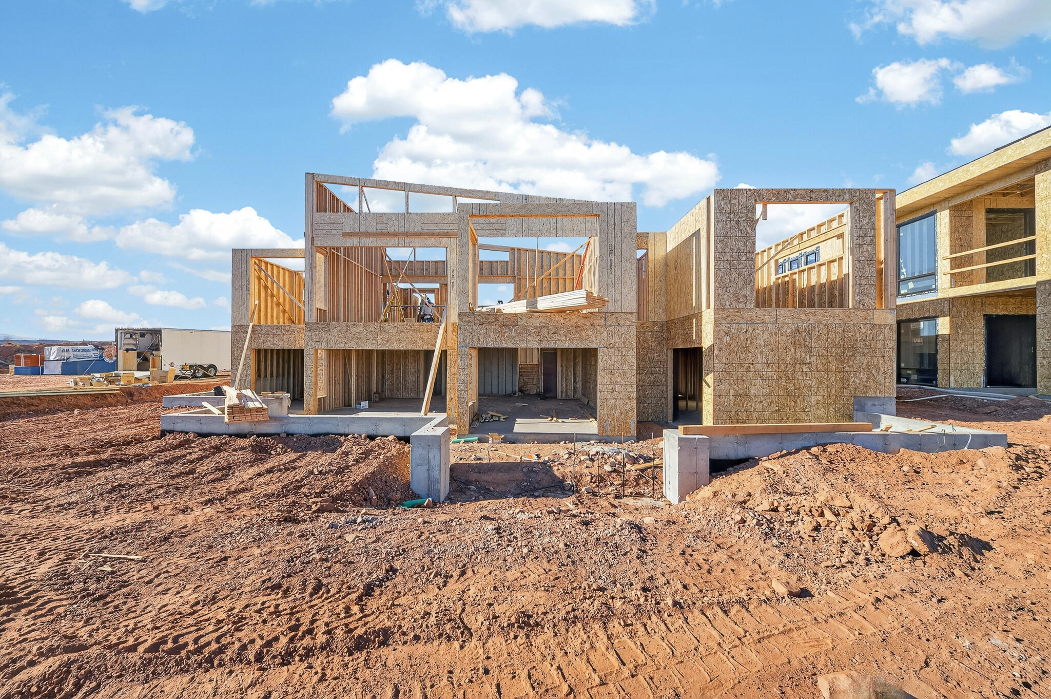 SOLENTE VILLAGE - Residential