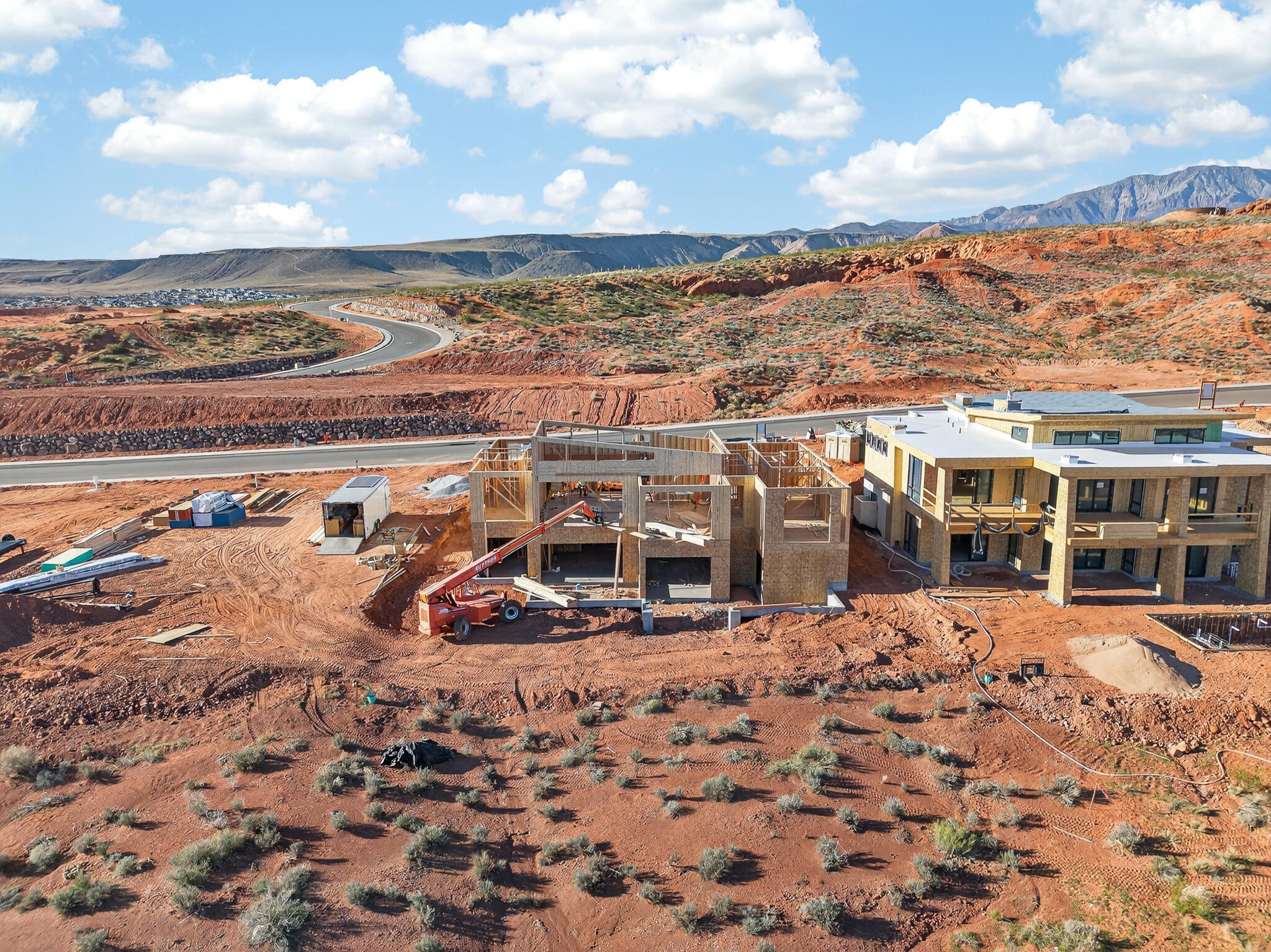 SOLENTE VILLAGE - Residential