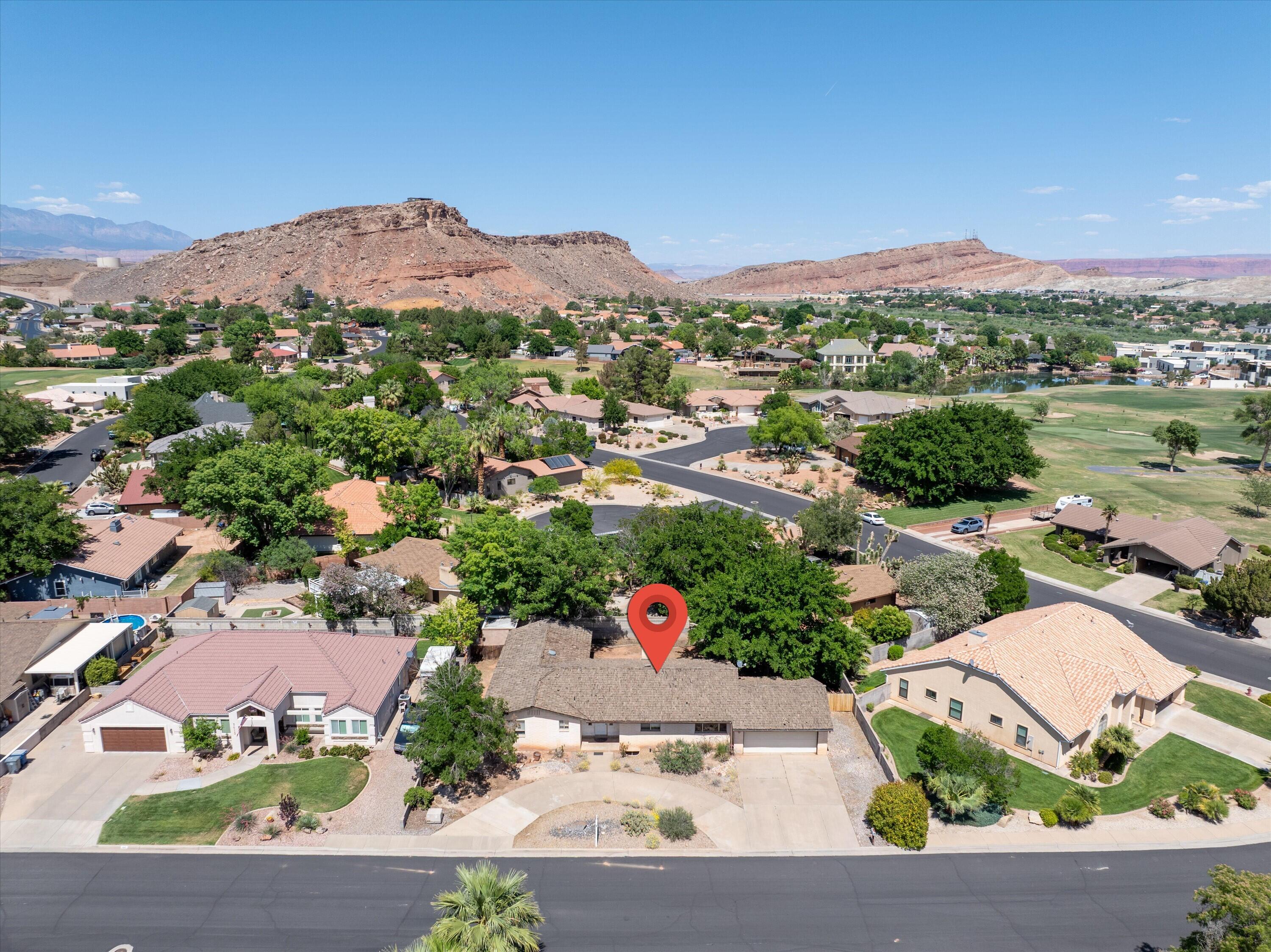 BLOOMINGTON COUNTRY CLUB - Residential