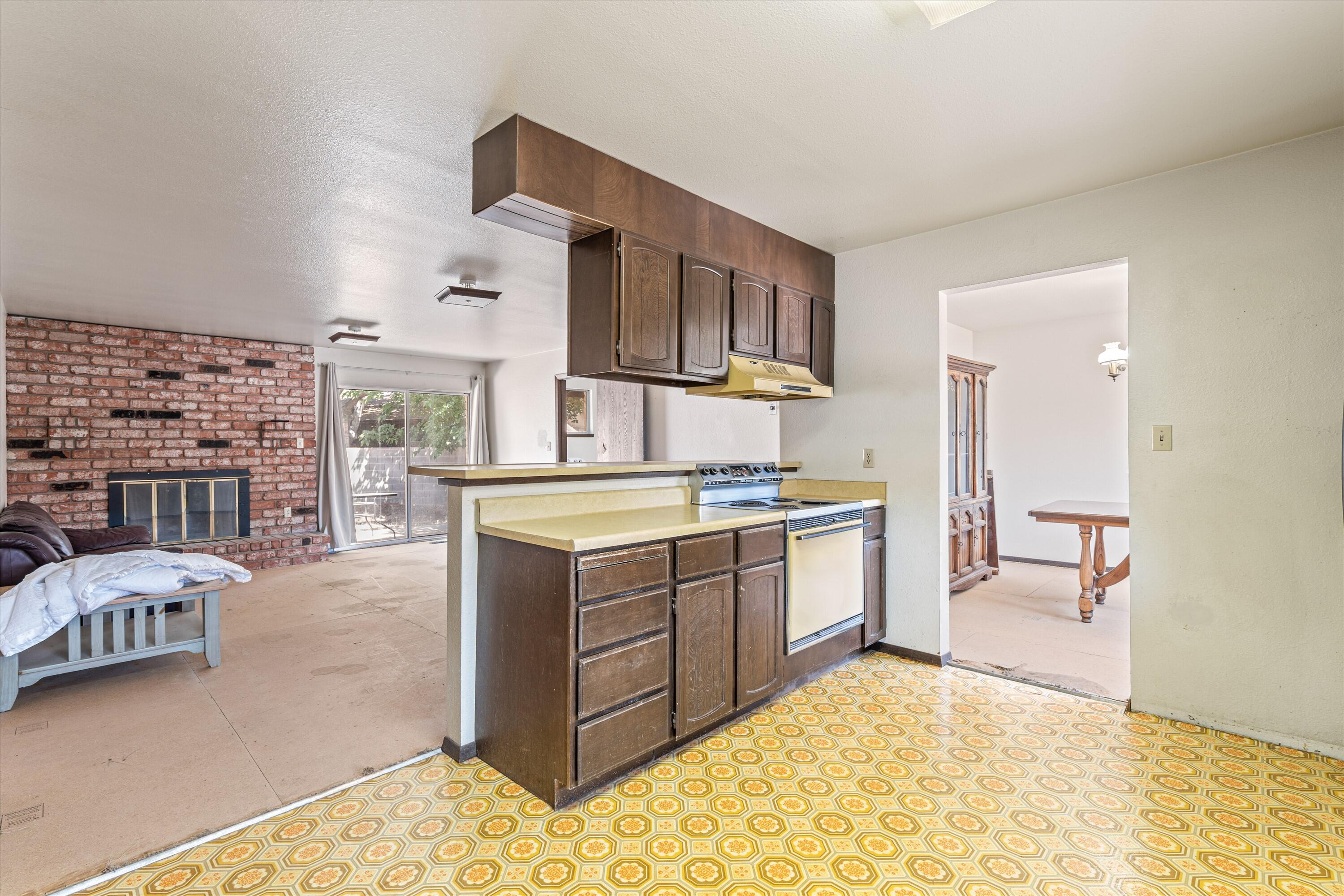 BLOOMINGTON COUNTRY CLUB - Residential